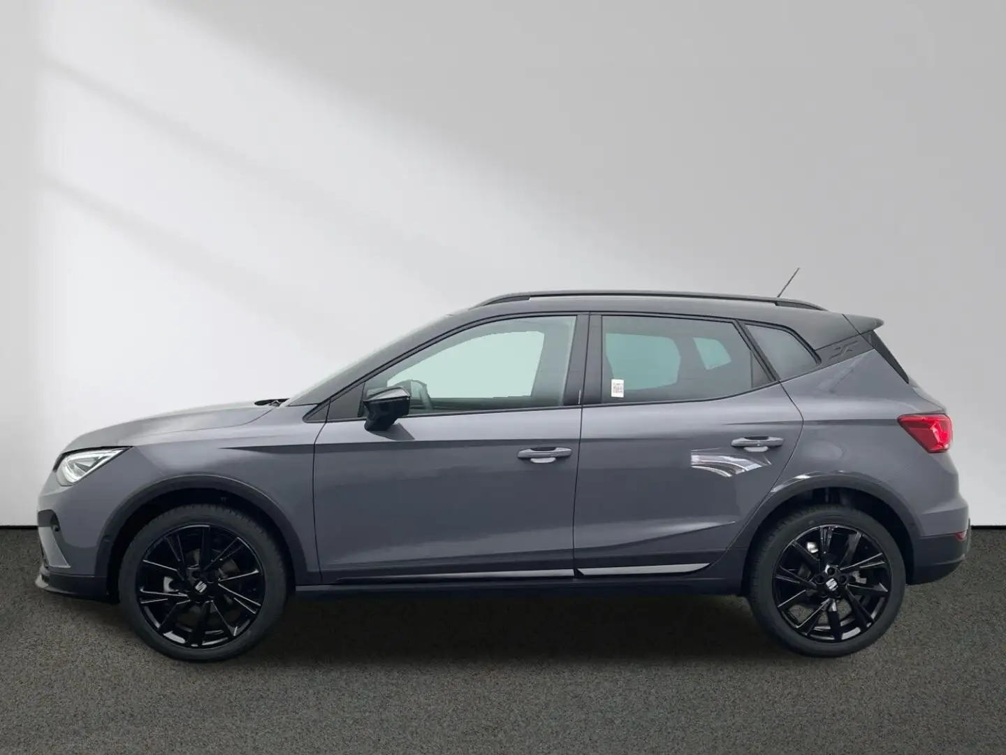 SEAT Arona FR Black Edition 1.0 TSI DSG Paket XL CAM Gris - 2