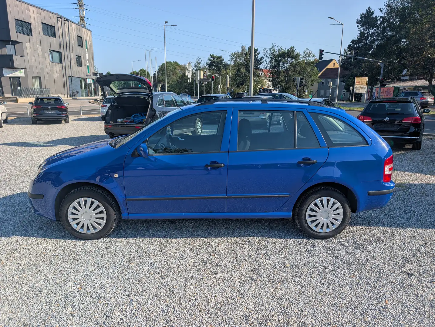 Skoda Fabia Ambiente Blau - 2