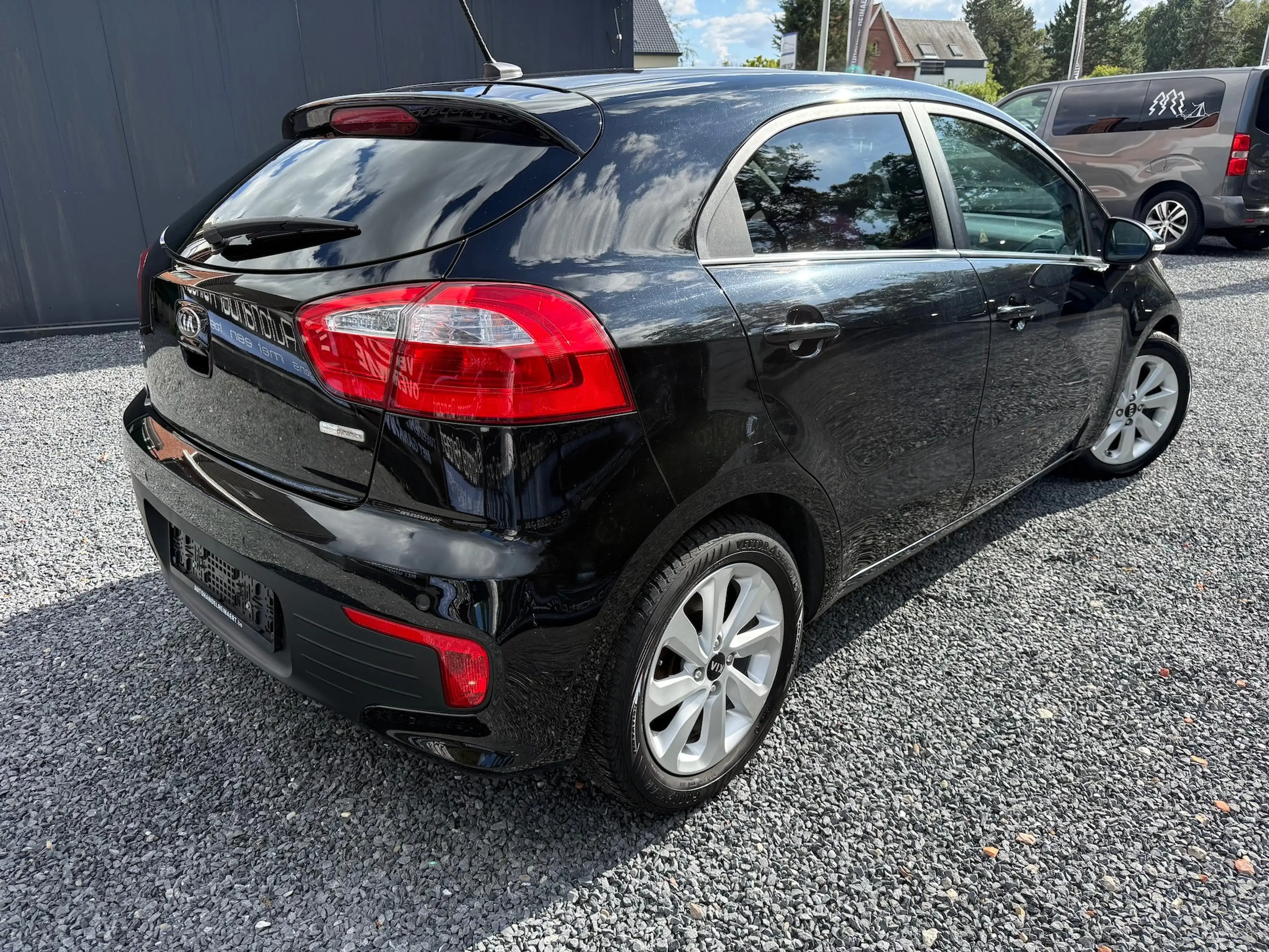 Kia Rio Rio 1.2i Lounge, Airco, Navigatie, Pdc + 12M Garantie — photo 3