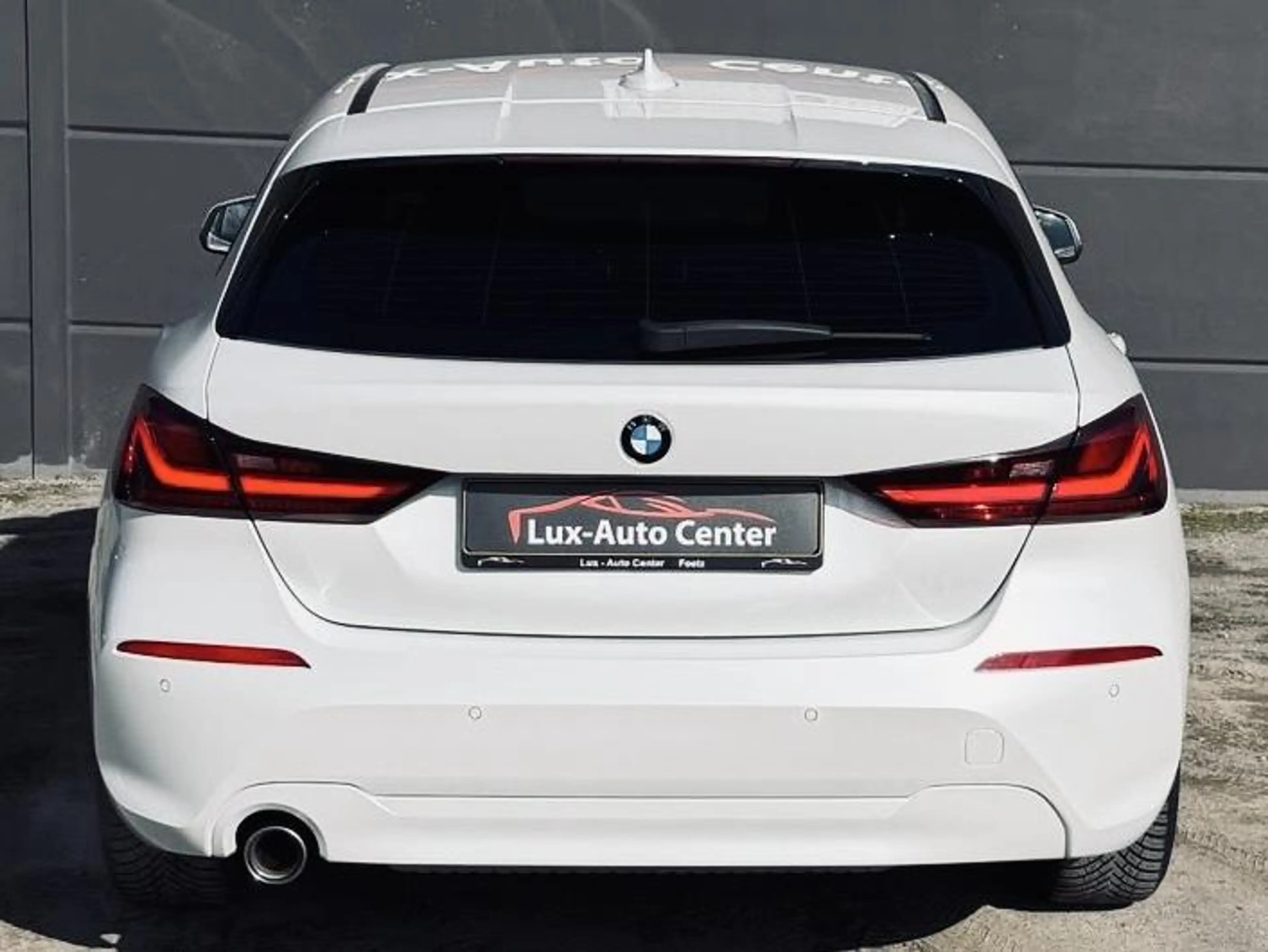 BMW 118 118i Automatique // Révisée Et Garantie 12 Mois✅✅✅ — photo 8