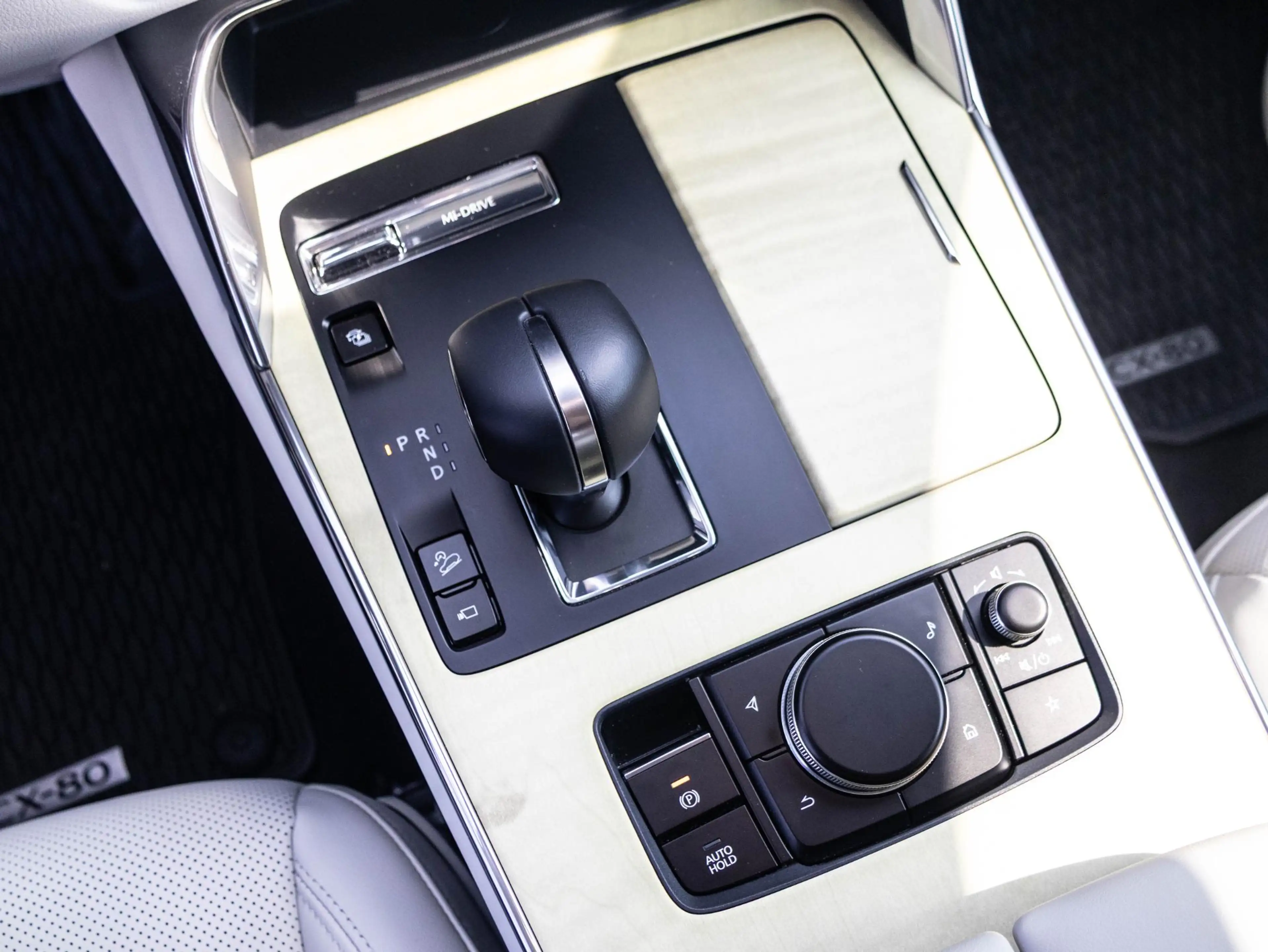 Mazda CX-80 2.5 e-SkyActiv PHEV Takumi Plus 6p. | Pano | Leder — photo 19