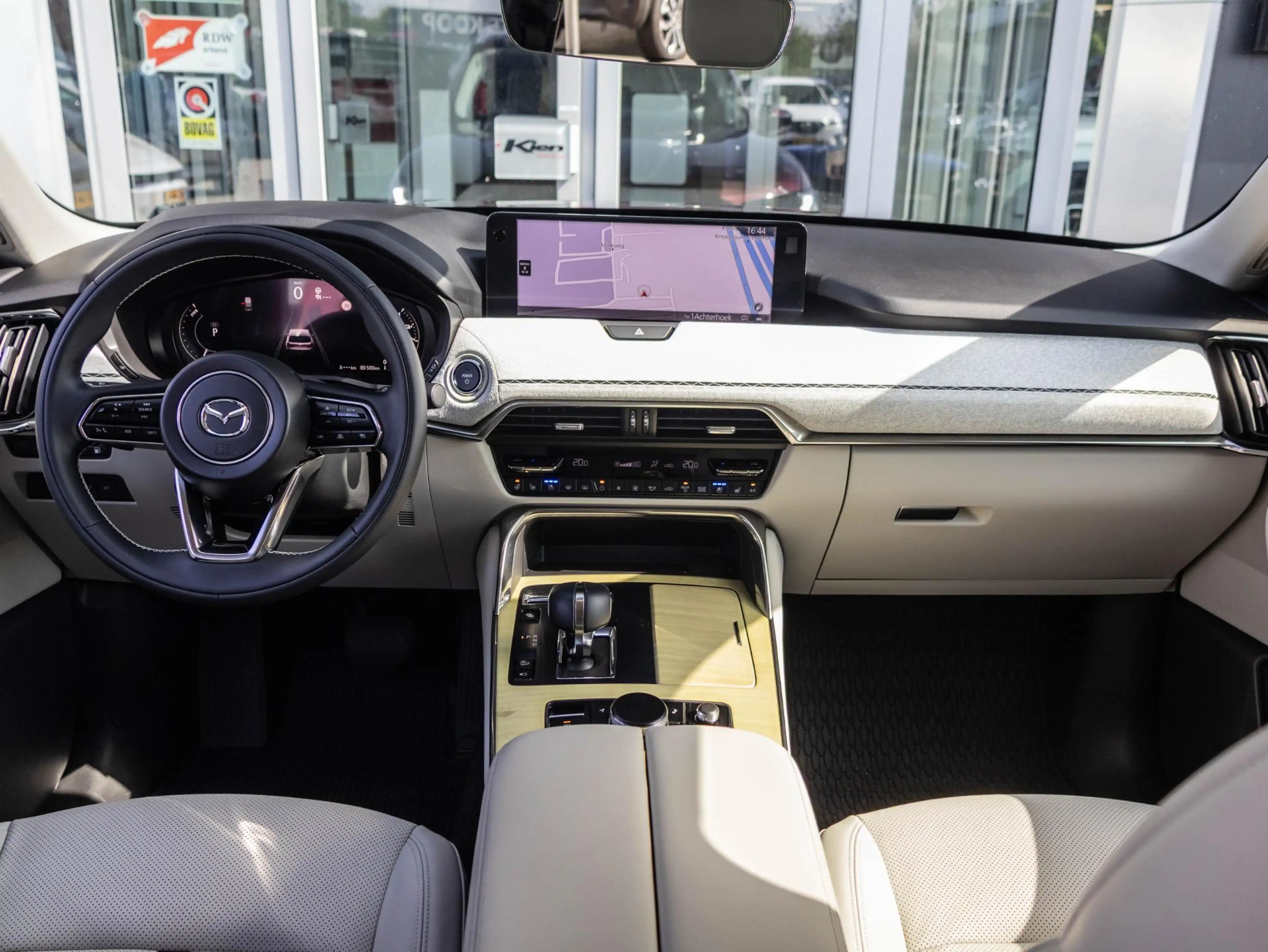 Mazda CX-80 2.5 e-SkyActiv PHEV Takumi Plus 6p. | Pano | Leder — photo 2