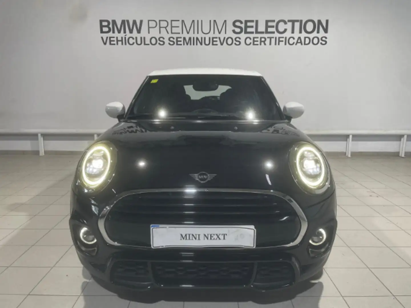 MINI Cooper Schwarz - 2