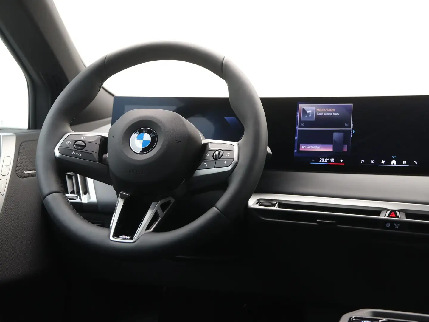 BMW iX xDrive45 M-Sport Pro Aut. 101 kWh Blauw - 2
