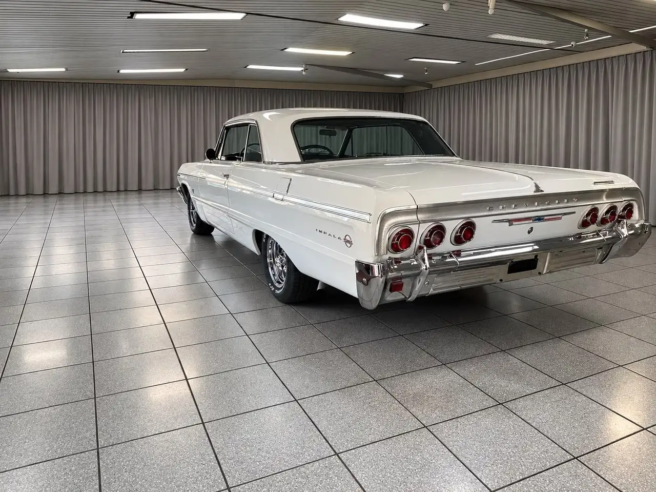 Chevrolet Impala SS 2 Door Coupé von 1964 mit 427 V8, foto 7
