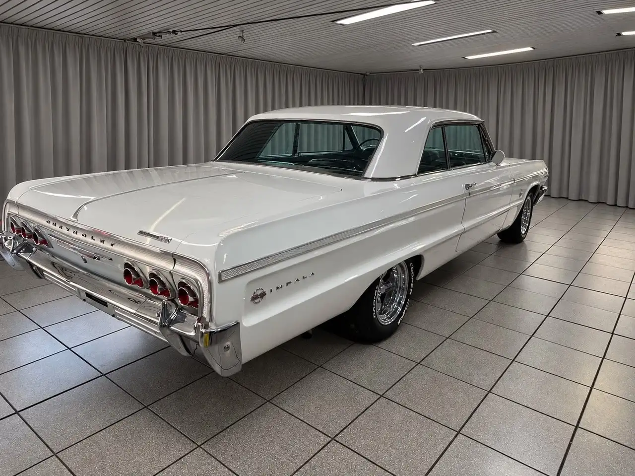 Chevrolet Impala SS 2 Door Coupé von 1964 mit 427 V8, foto 5