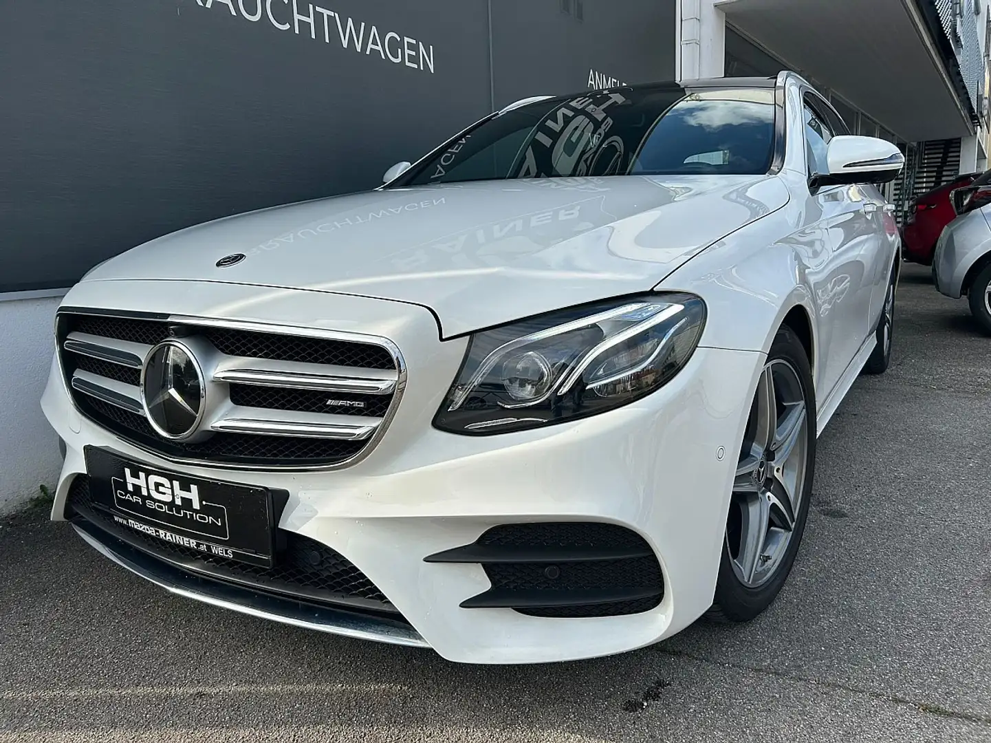 Mercedes-Benz E 200 d AMG-Line / LED / PANO / KEYLESS Aut. Blanc - 1