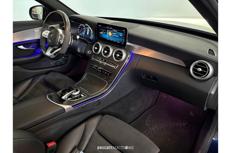 Mercedes-Benz C 300 e Business Solution AMG Limited — photo 15