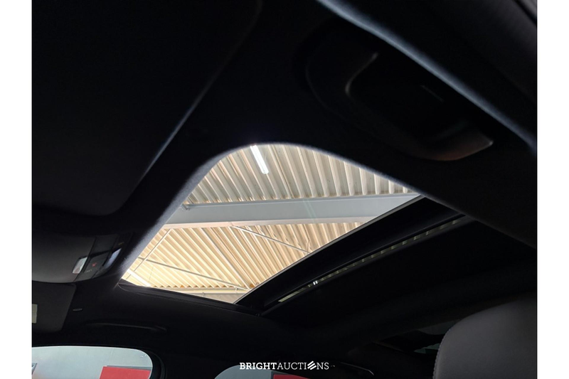 Mercedes-Benz C 300 e Business Solution AMG Limited — photo 9