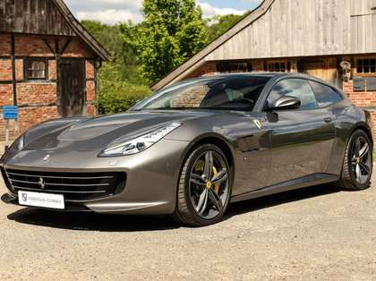 Ferrari GTC4 Lusso 6.3 V12