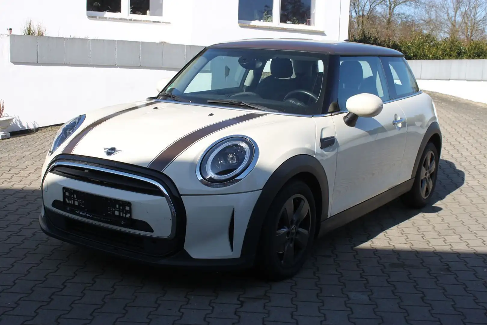 MINI Cooper 1.5 Classic Trim - Automatik-LED-1-Hand Wit - 1
