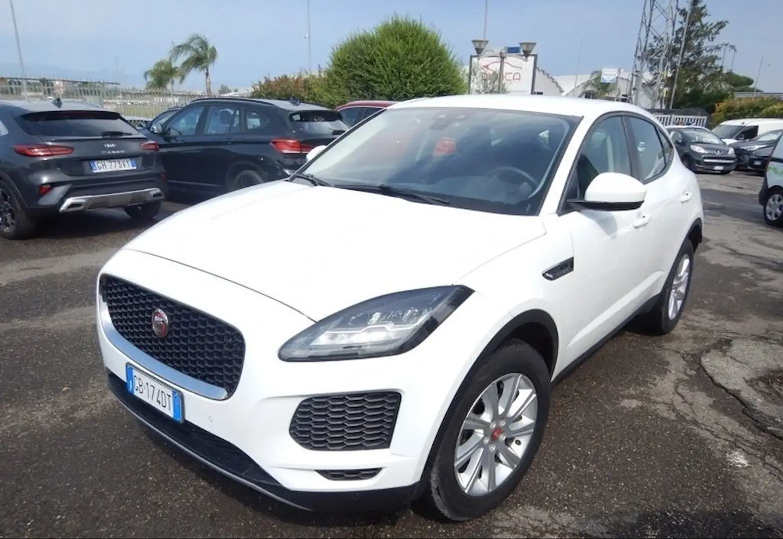 Jaguar E-Pace 2.0D 150CV AWD AUT. S ( PELLE - FARI LED - PDC ) - 2