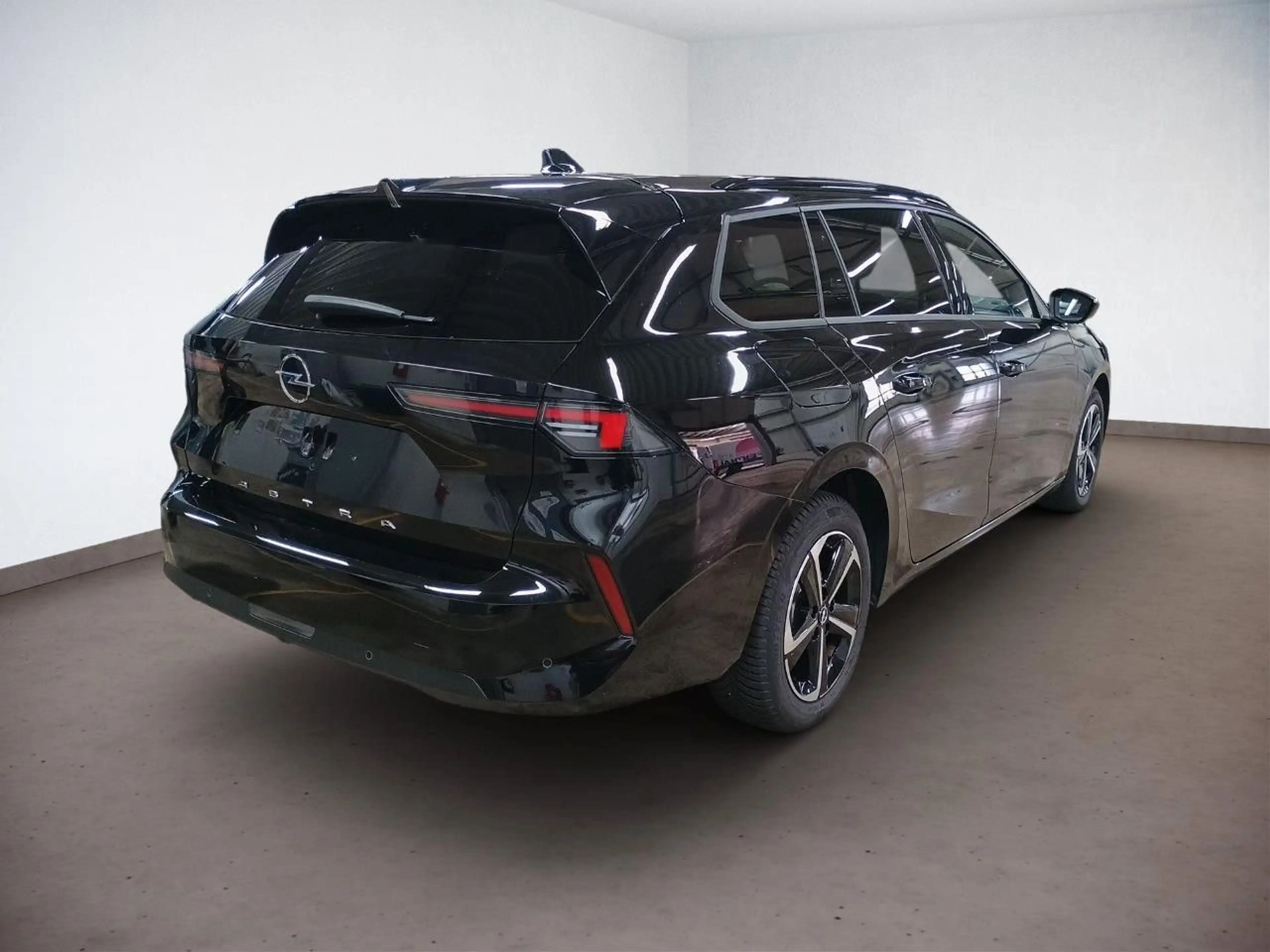 Opel Astra L ST Edition 130PS AT-8 *SHZ*LHZ*DACHREL.* — photo 5