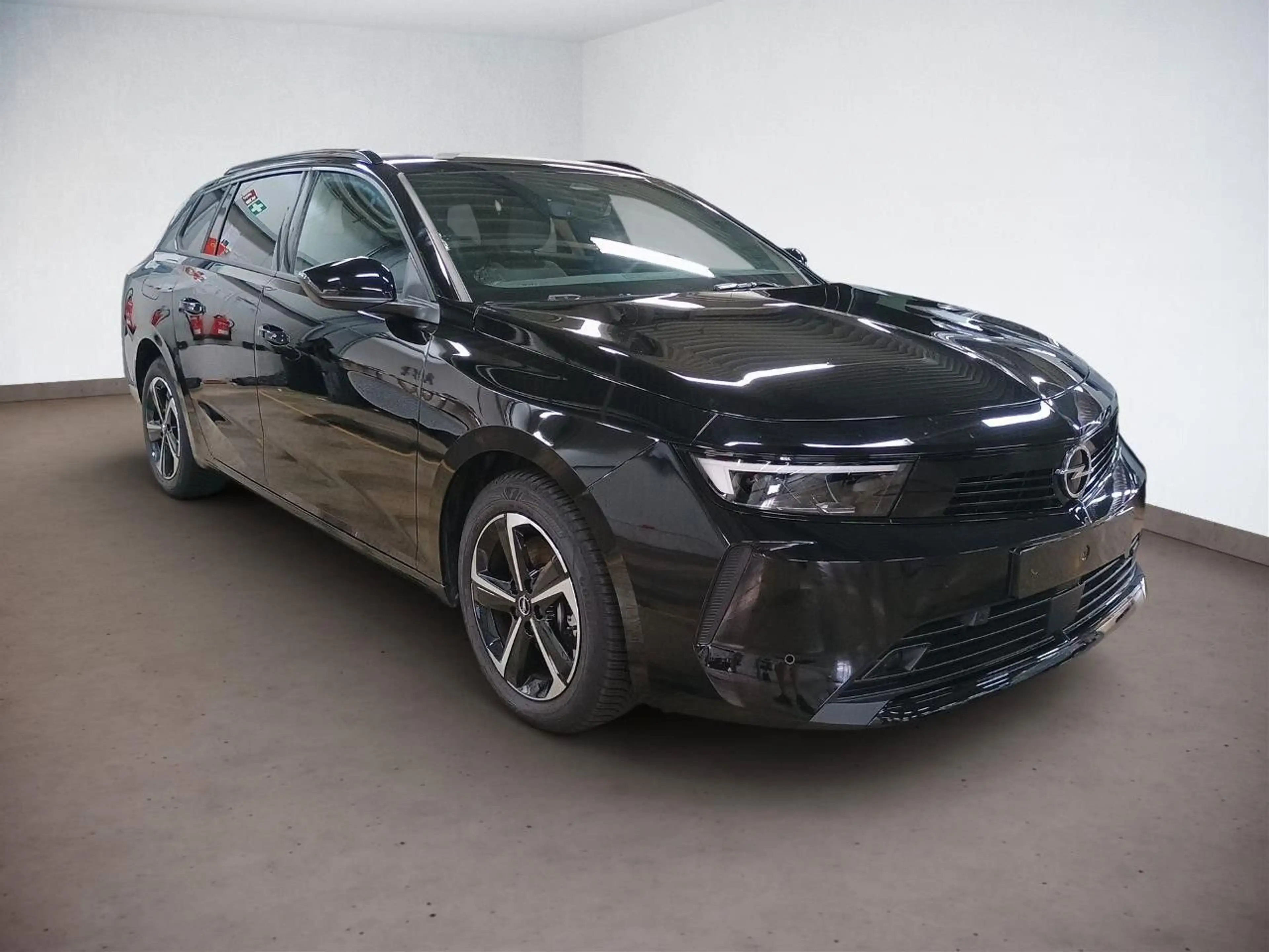 Opel Astra L ST Edition 130PS AT-8 *SHZ*LHZ*DACHREL.* — photo 4