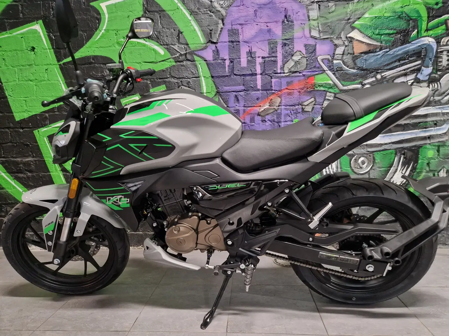KL Motors Duel Duel 125 Gris - 1