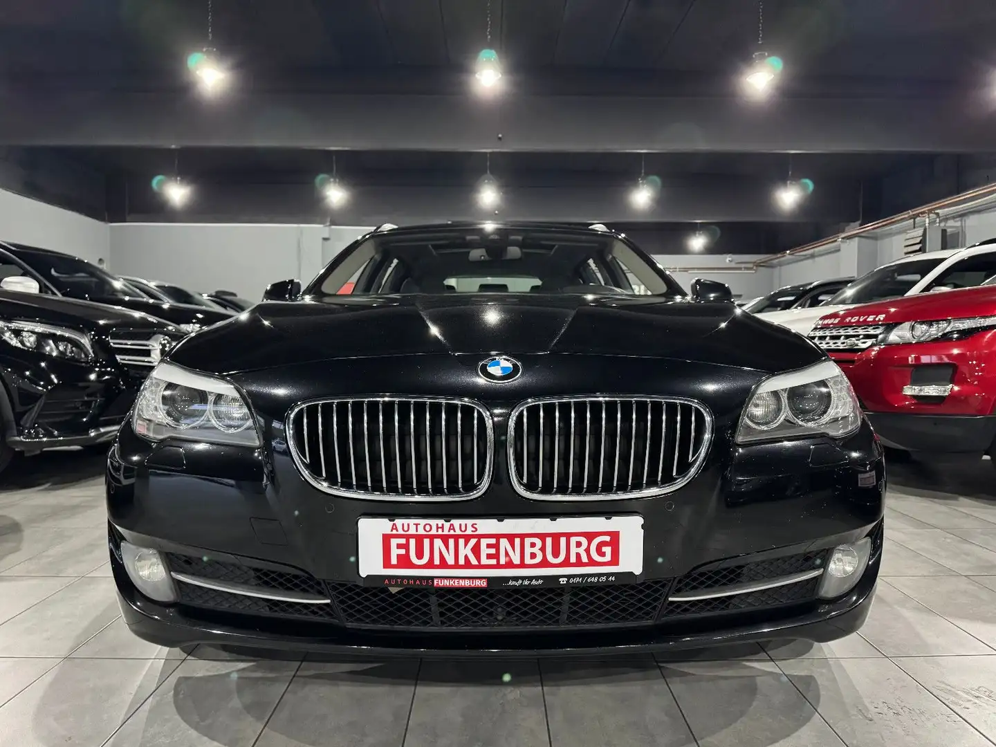 BMW 525 d PANO/HUD/STHZ/AUT/NAVI/LEDER/XENON/KAMERA Negro - 2
