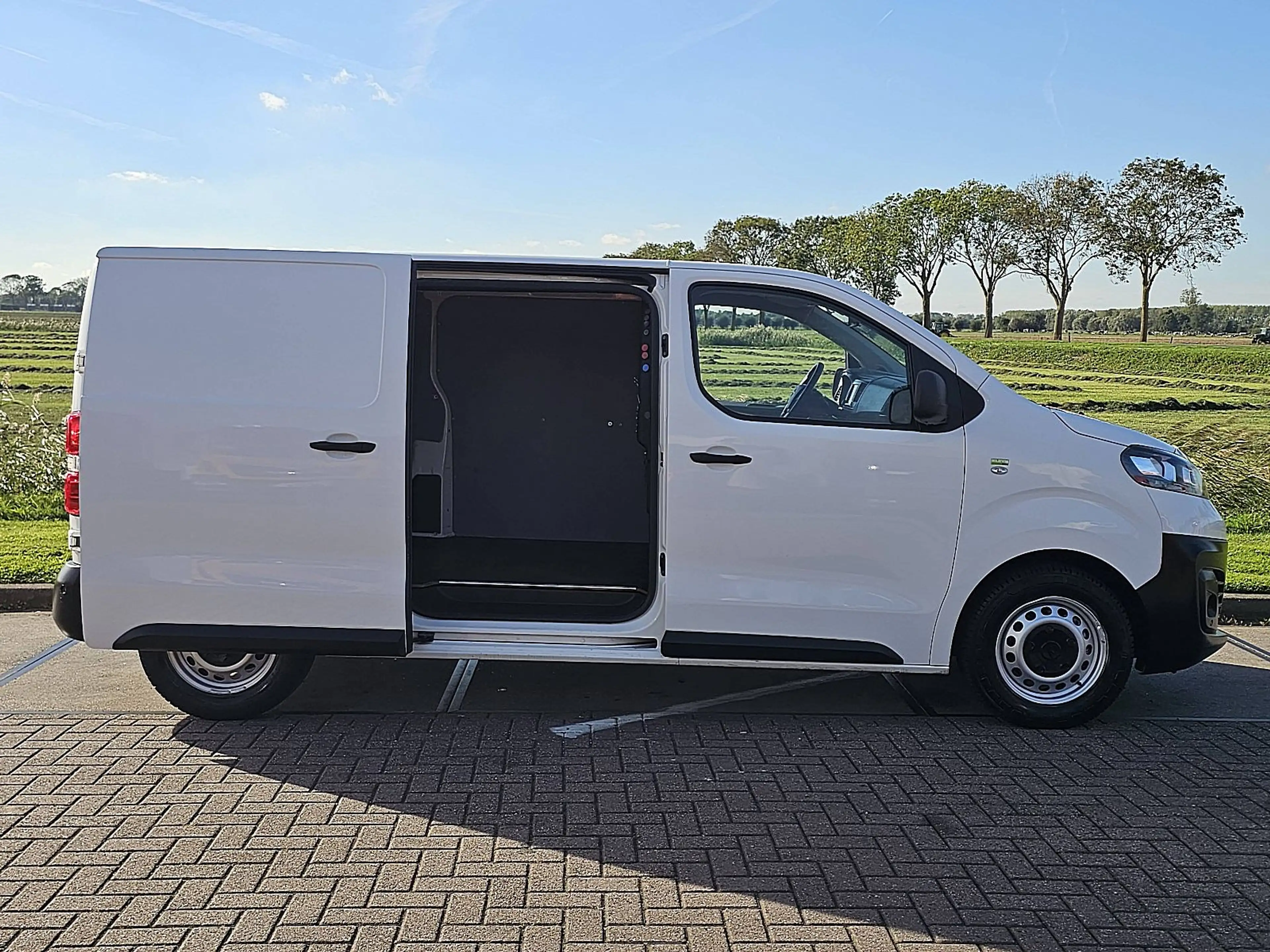 Opel Vivaro 1.5 L2 Navi NAP Euro6 Airco Trekhaak 3-Zits/Leer C — photo 14