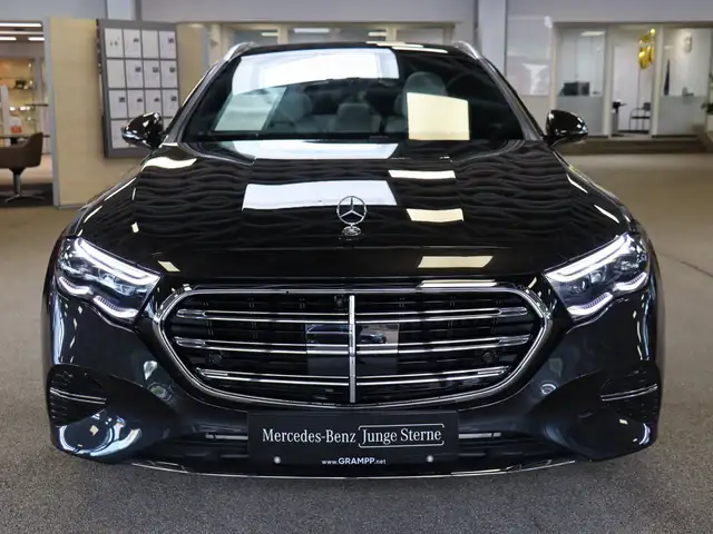 Mercedes-Benz E-Class view 2