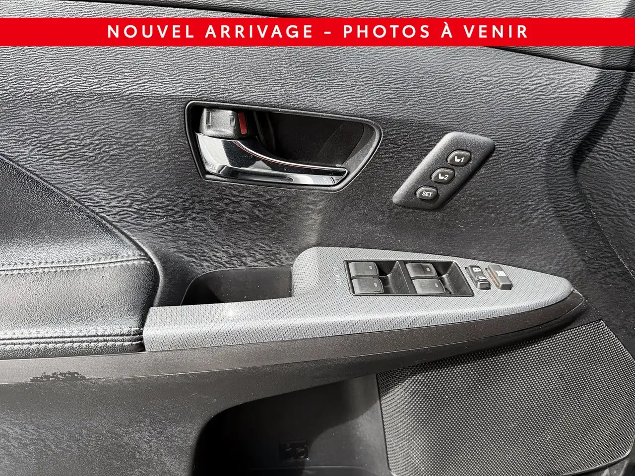 Toyota Venza снимка Toyota Venza
