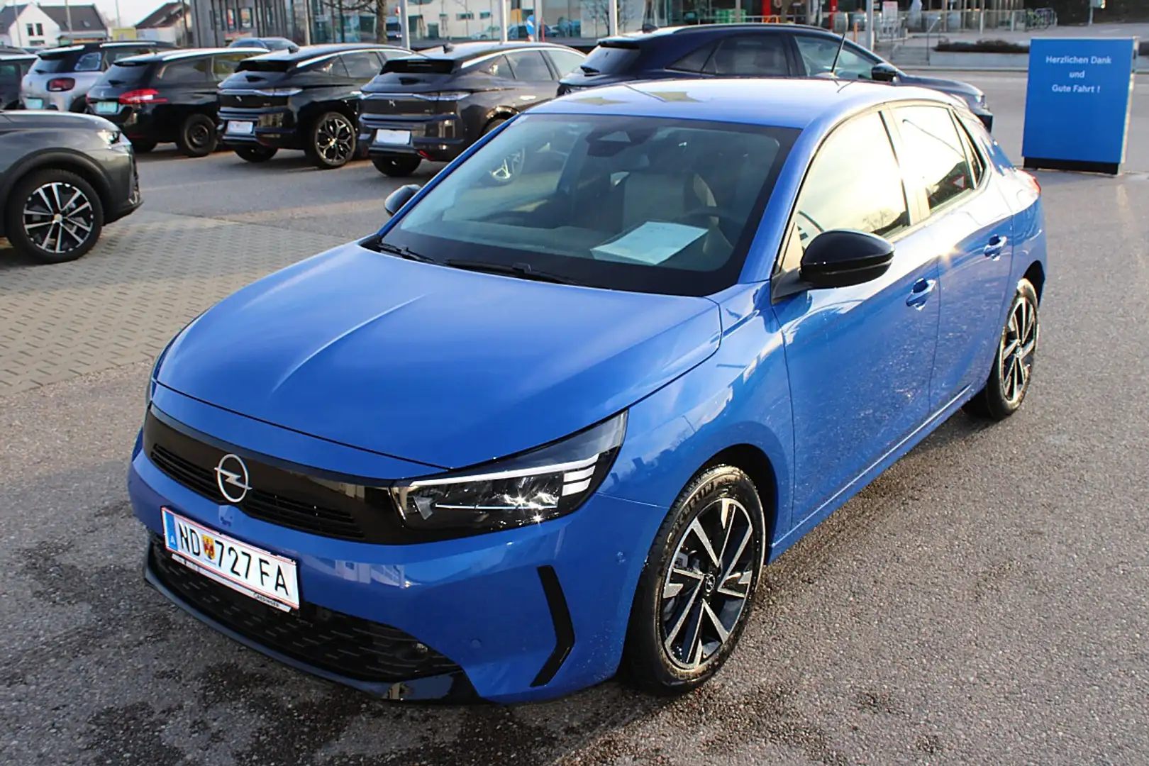 Opel Corsa 1,2 Direct Injection Turbo Euro 6.4 Edition Blau - 1