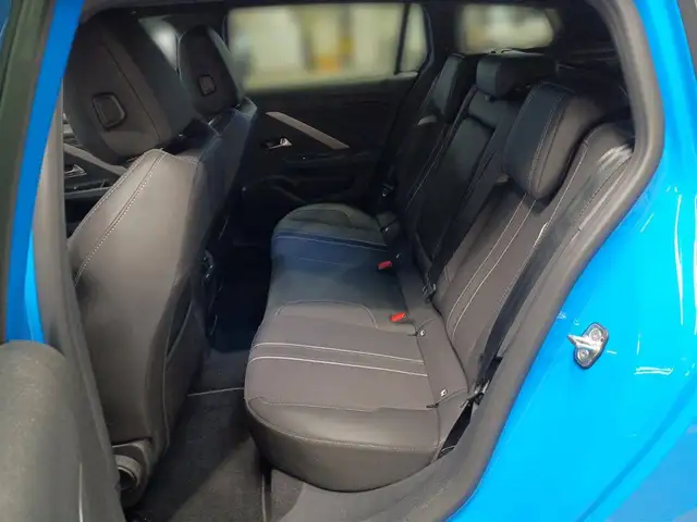 Opel Astra view 14