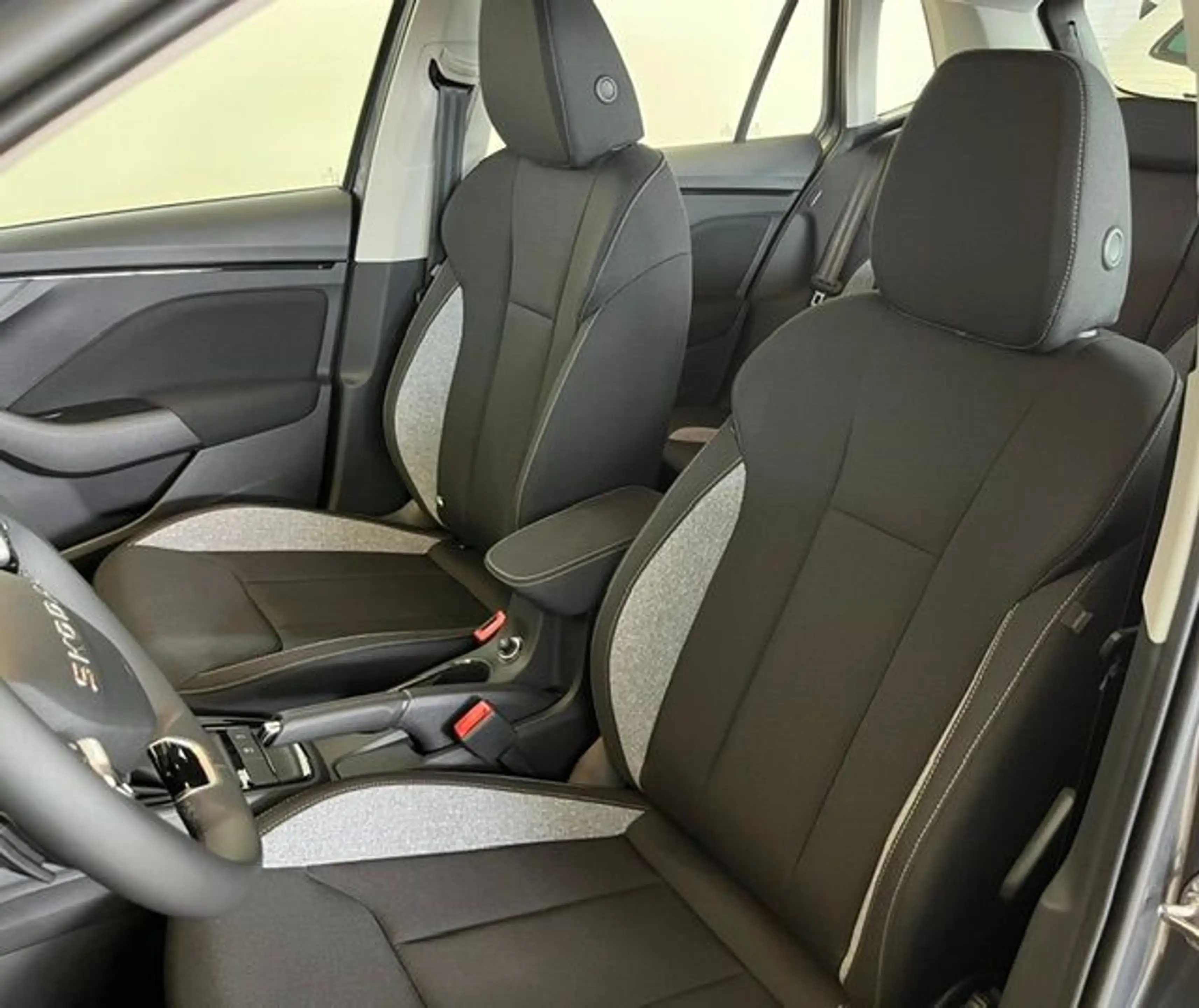 Skoda Kamiq 1.5 TSI DSG Selection+KlimaAT+Virtual Cock — photo 7