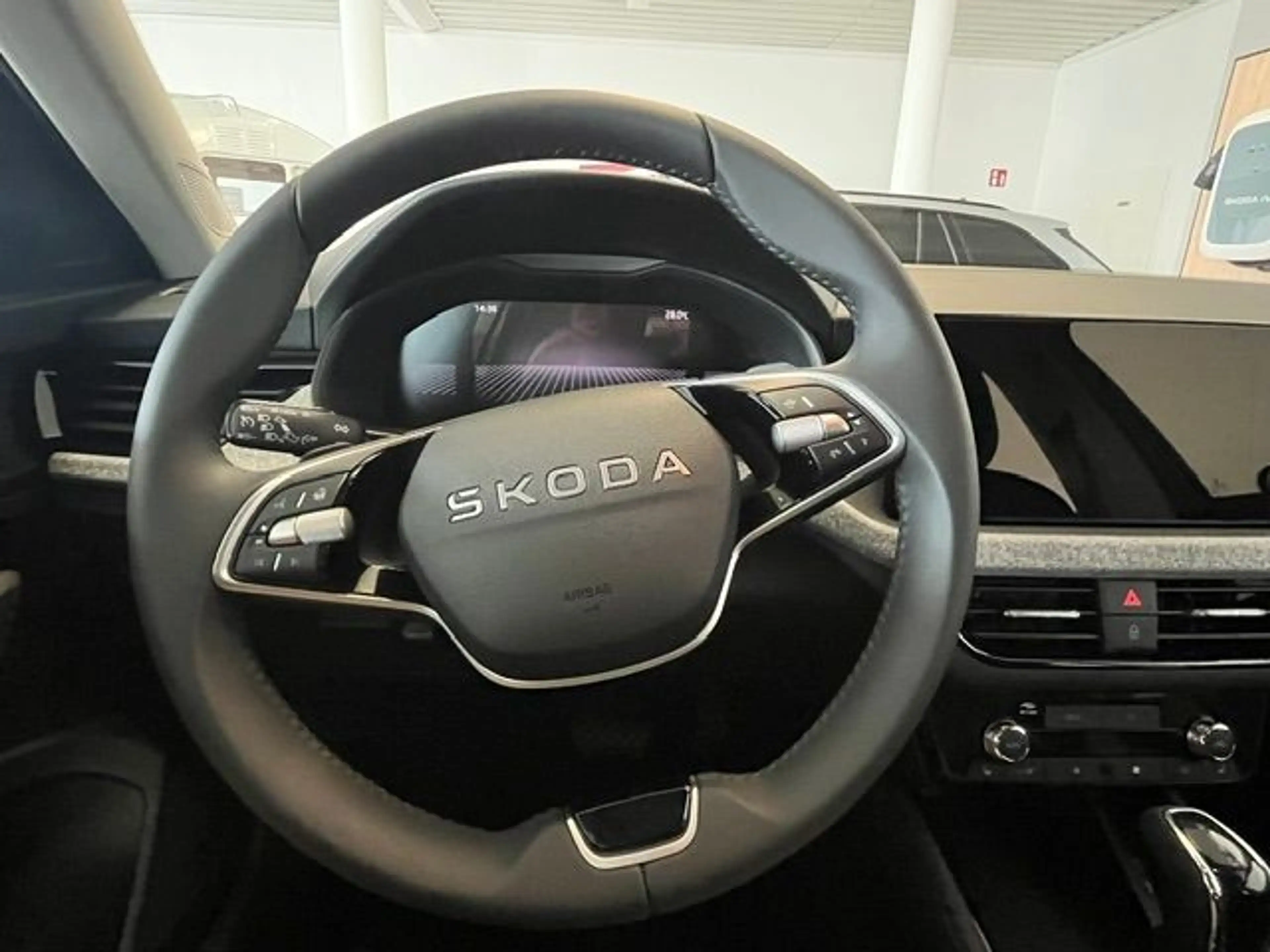 Skoda Kamiq 1.5 TSI DSG Selection+KlimaAT+Virtual Cock — photo 10