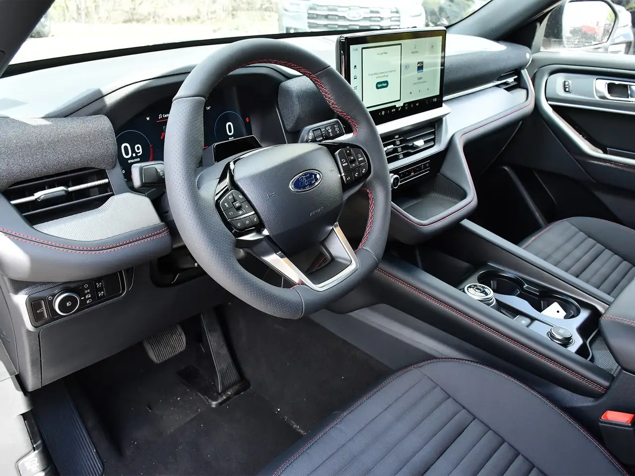 Ford Explorer снимка Ford Explorer