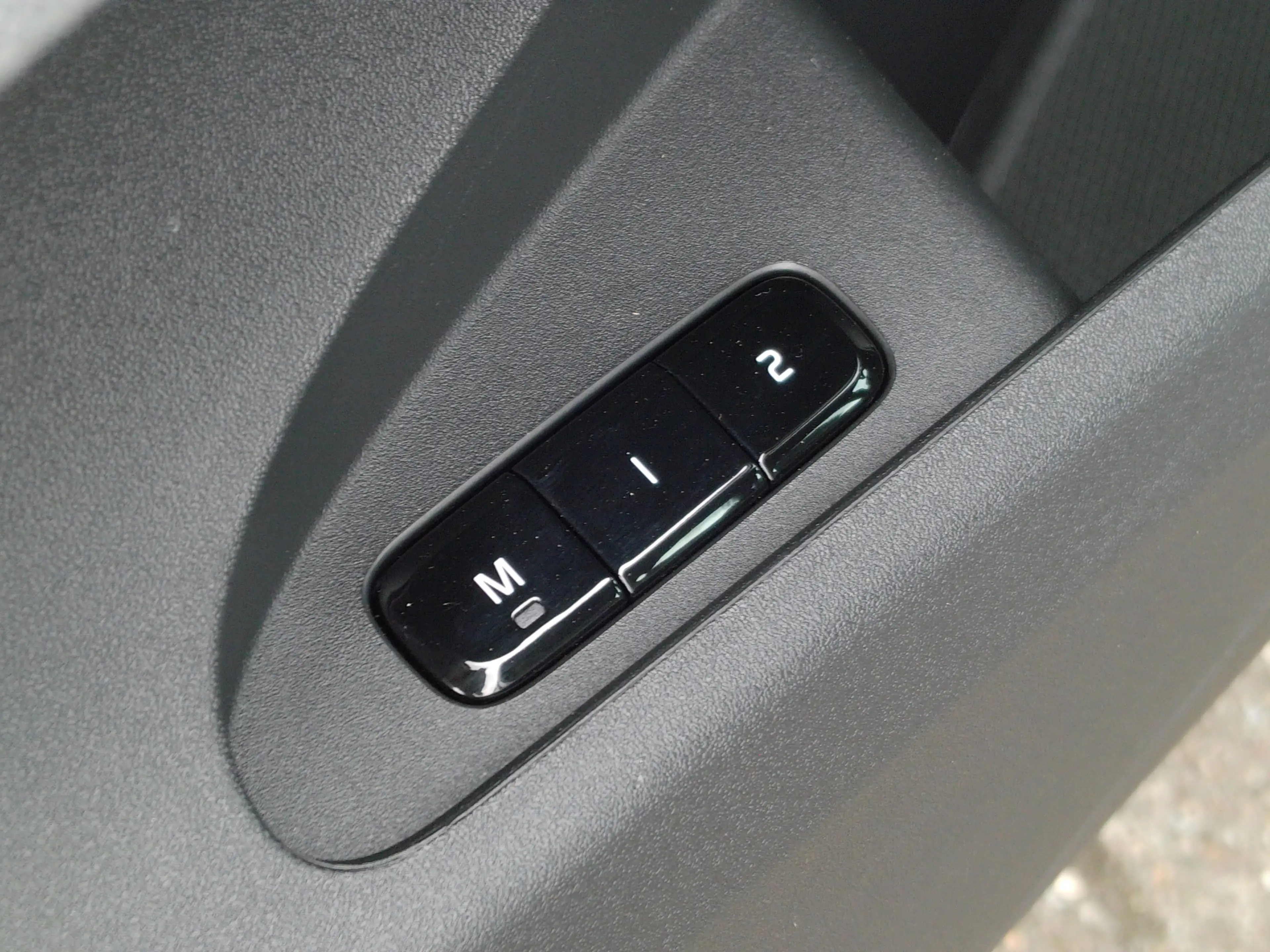 Polestar 2 Standard Range 63 kWh, SOH 92.1 % / Trekhaak / Car — photo 20