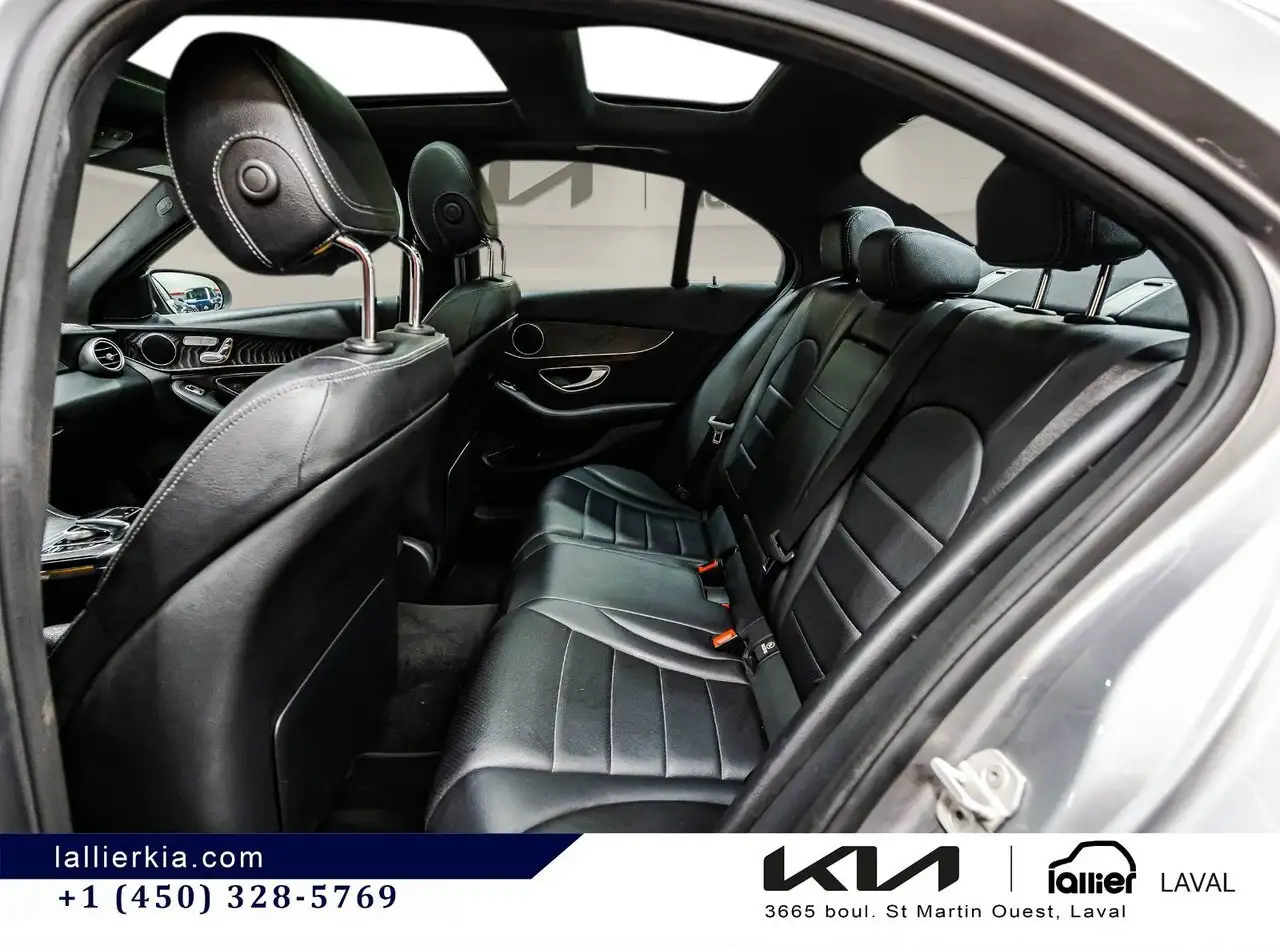 Mercedes-Benz C-Class снимка Mercedes-Benz C-Class