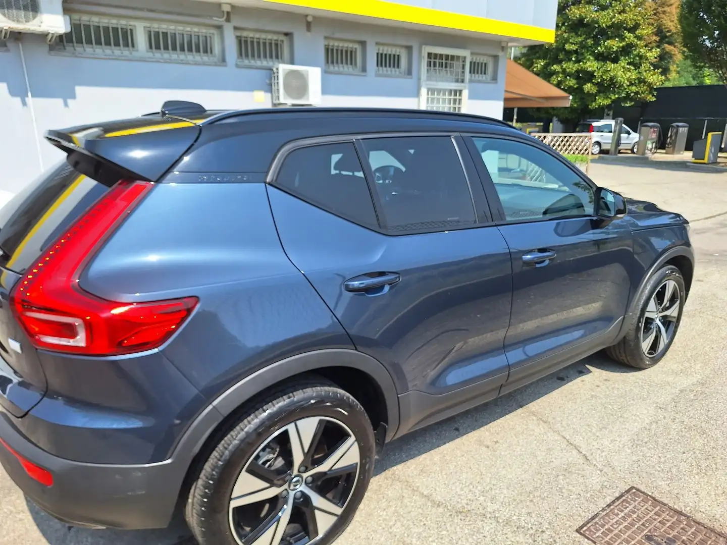 Volvo XC40 recharge twin Plus awd Blu/Azzurro - 2