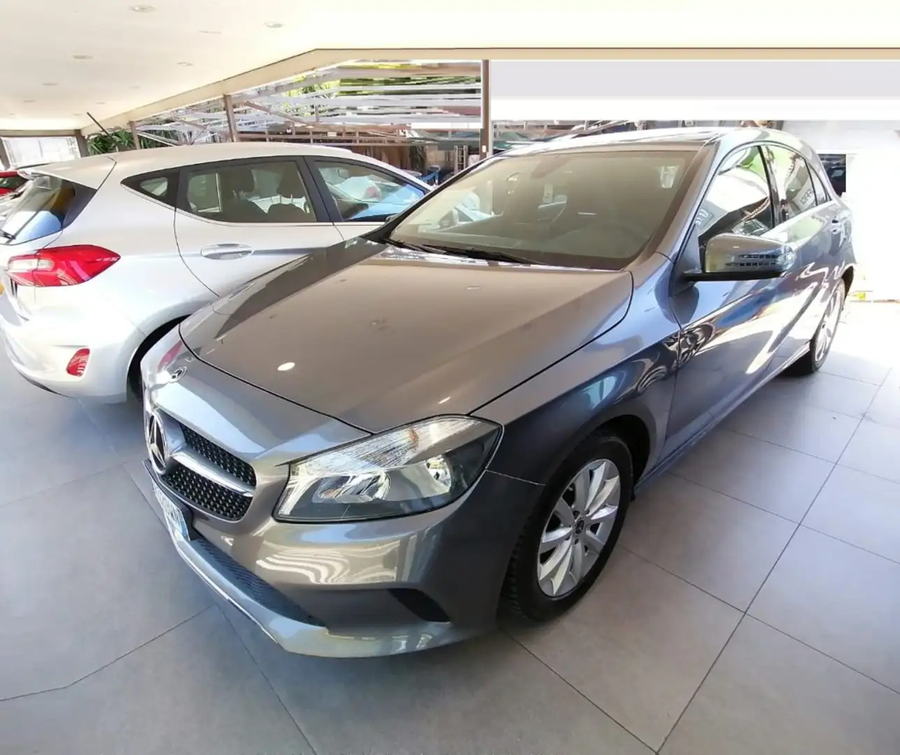 Mercedes-Benz A 160 BUSINESS 102cv Grigio - 1