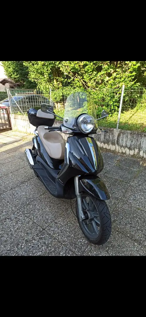 Piaggio Beverly 300 Tourer Nero - 2