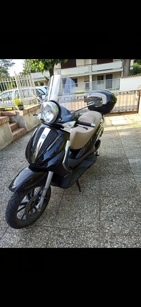Piaggio Beverly 300 Tourer Nero - 1