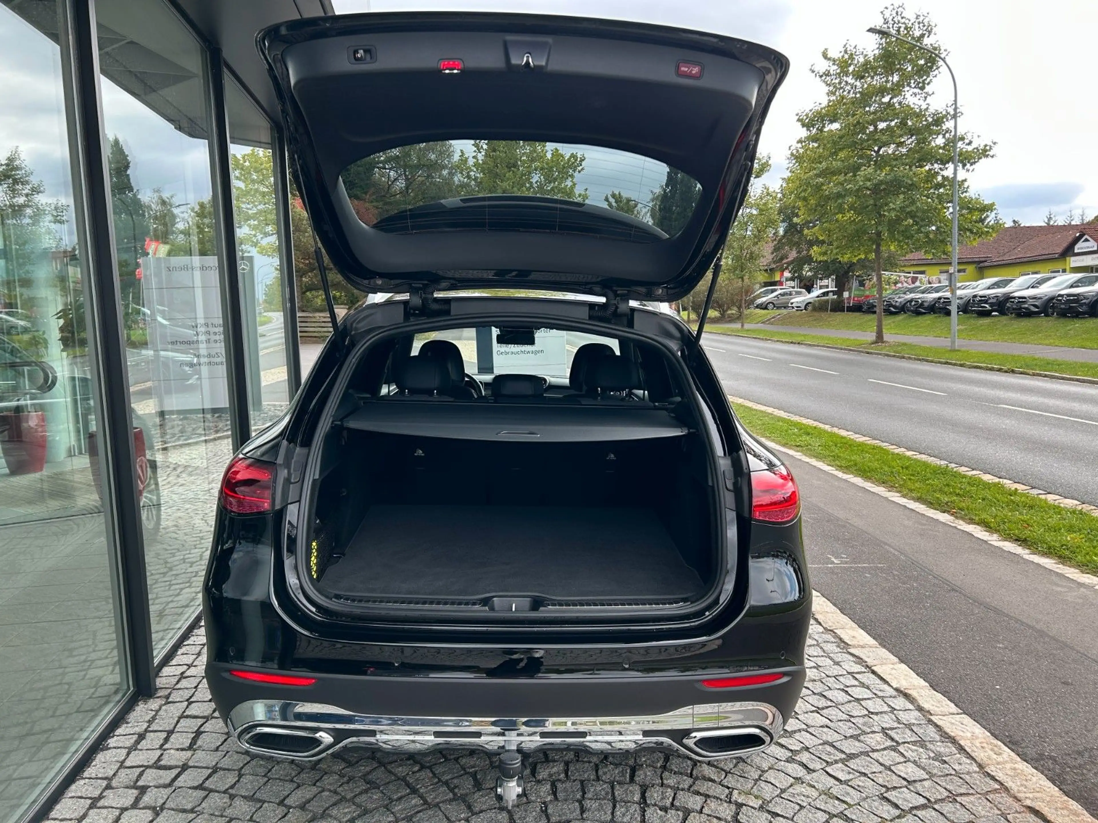 Mercedes-Benz GLC 220 4M Edition Avantgarde, AHK, 360, Digital — photo 9