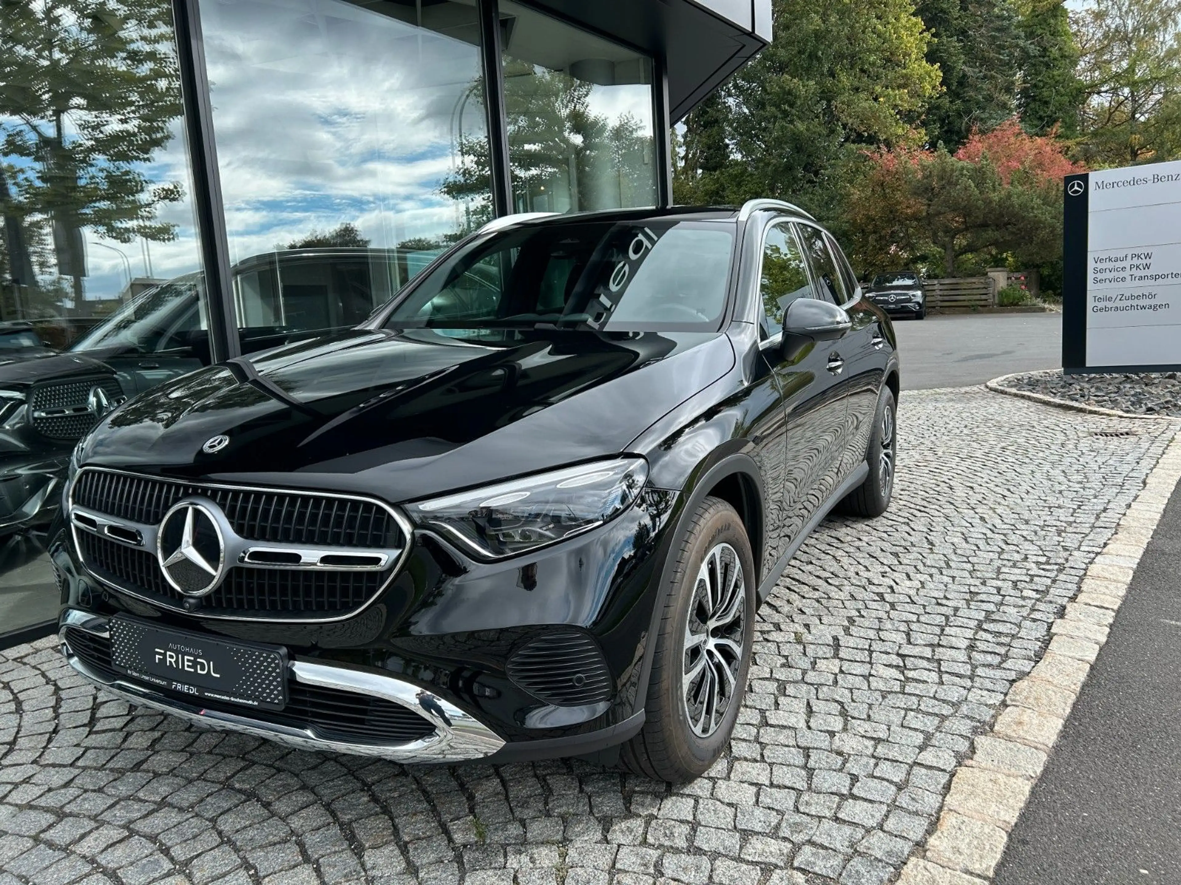 Mercedes-Benz GLC 220 4M Edition Avantgarde, AHK, 360, Digital — photo 3