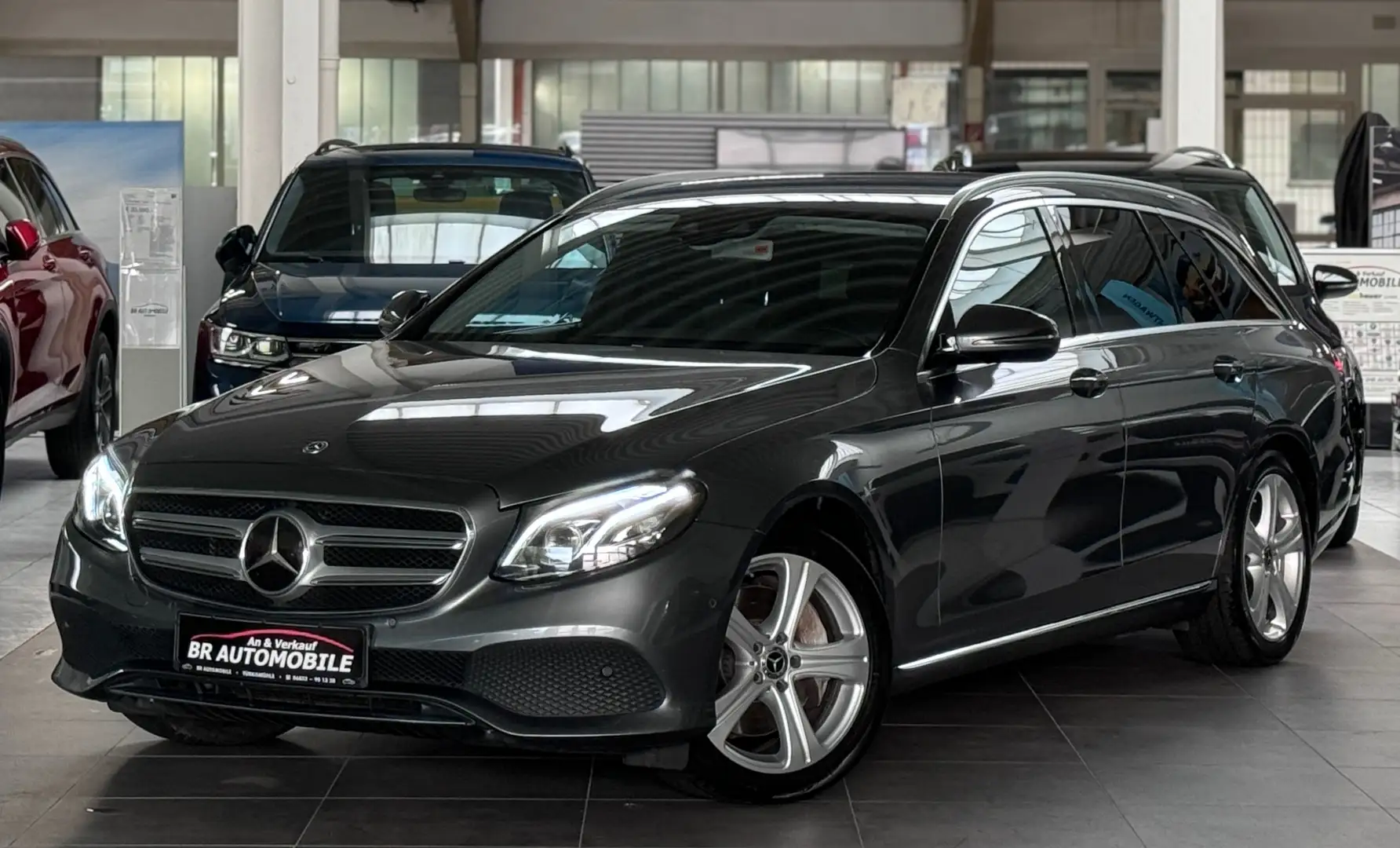 Mercedes-Benz E 350 E 350 d*MB Scheckheft*AHK*Multibeam LED*Widescreen Grau - 1