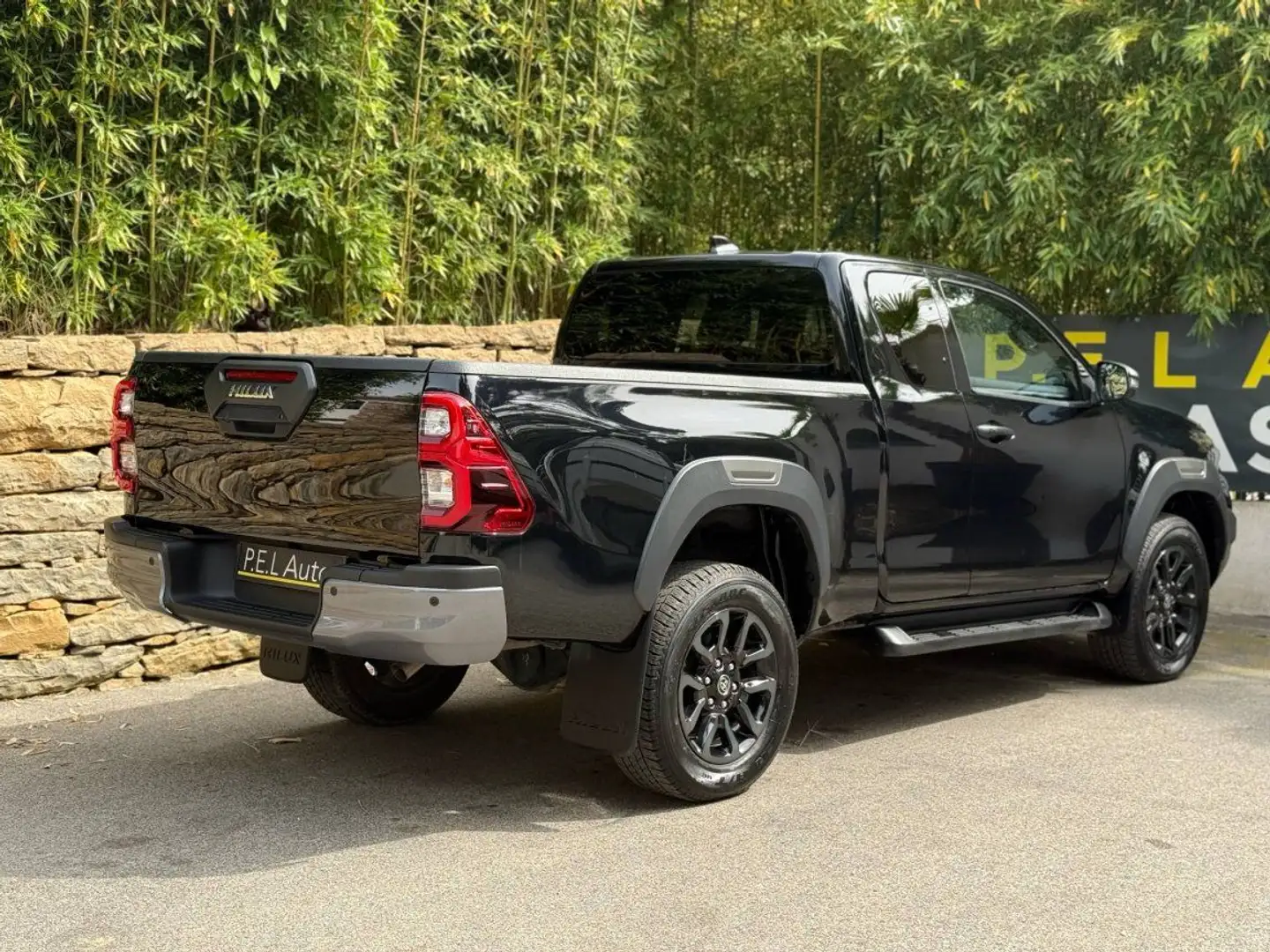 Toyota Hilux X-TRA CABINE RC21 X-TRA CAB 4WD 2.8L 204 D-4D BVA  Negro - 2