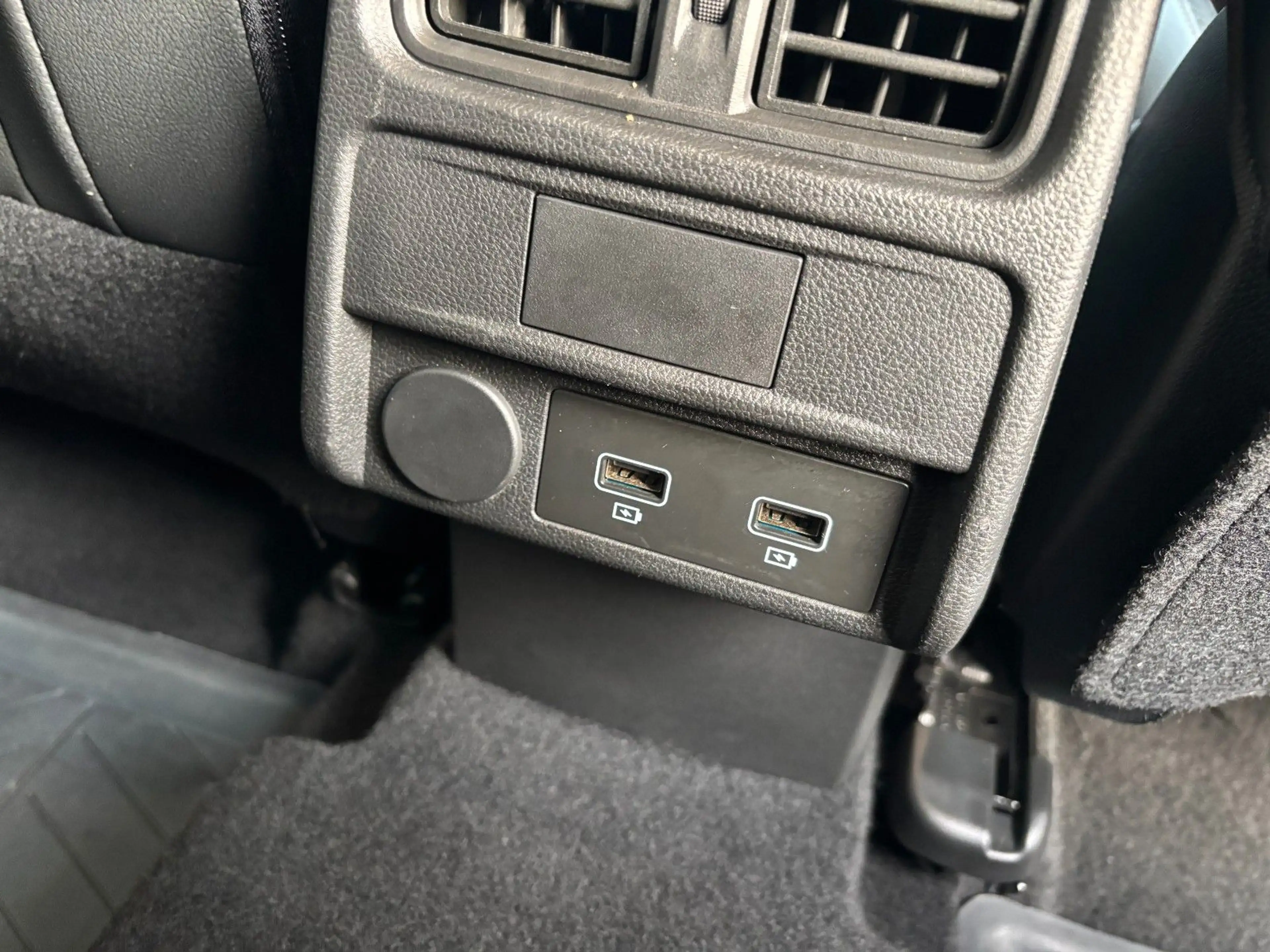 Renault Arkana TCe 140 EDC Intens — photo 9