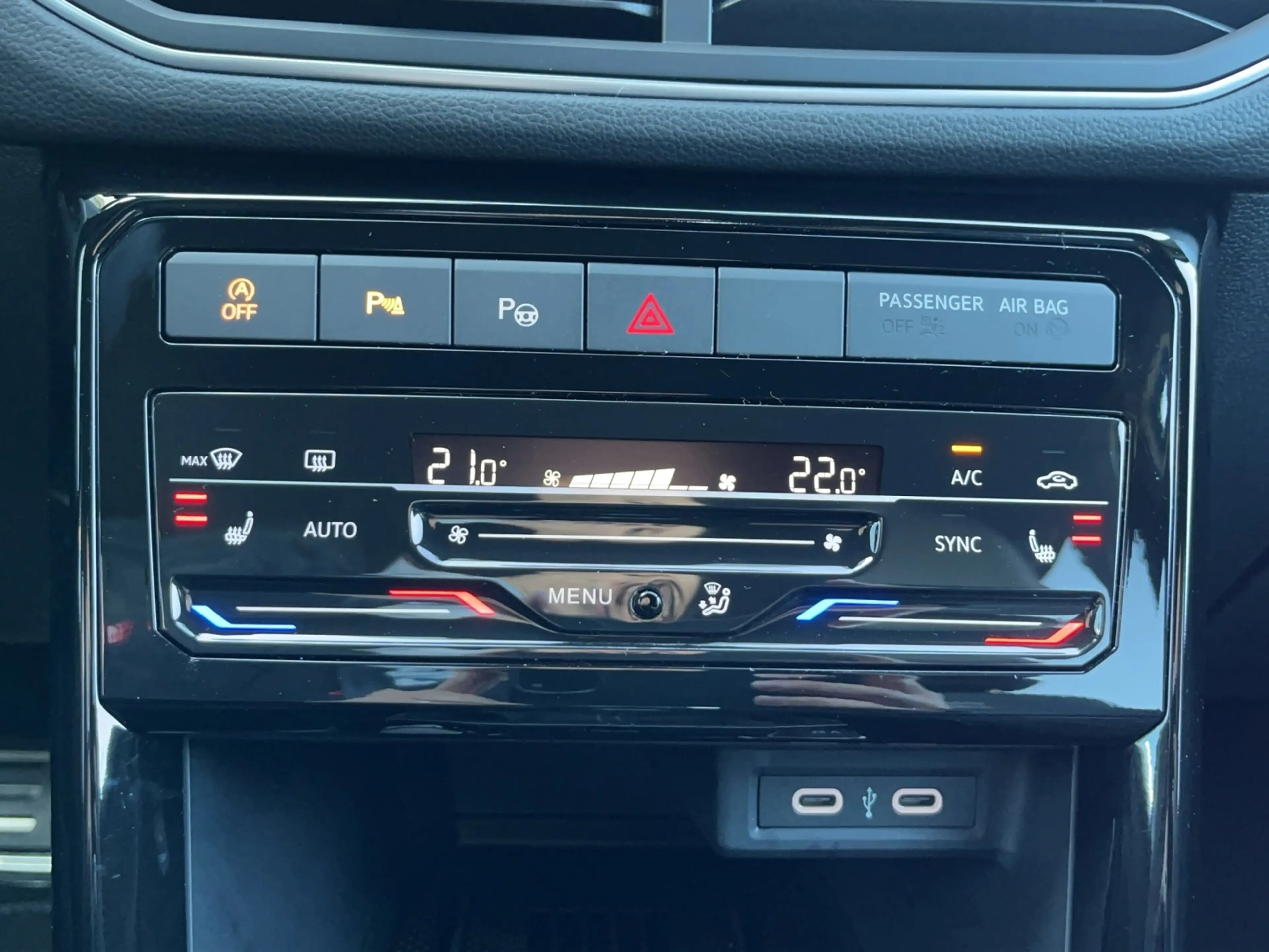 Volkswagen T-Cross 1.5 TSI ACT, R-Line, DSG — photo 15