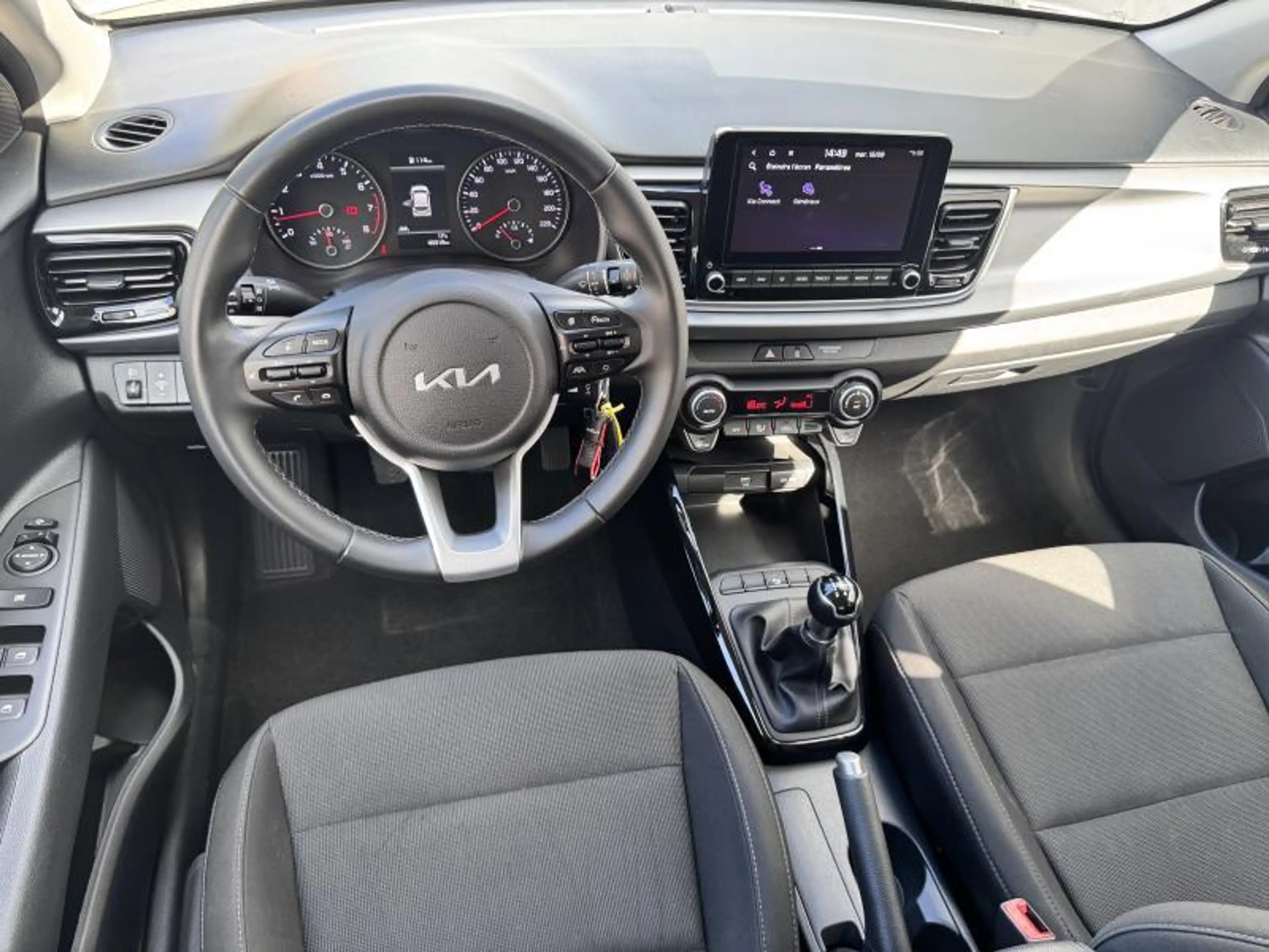 Kia Rio PULSE — photo 12