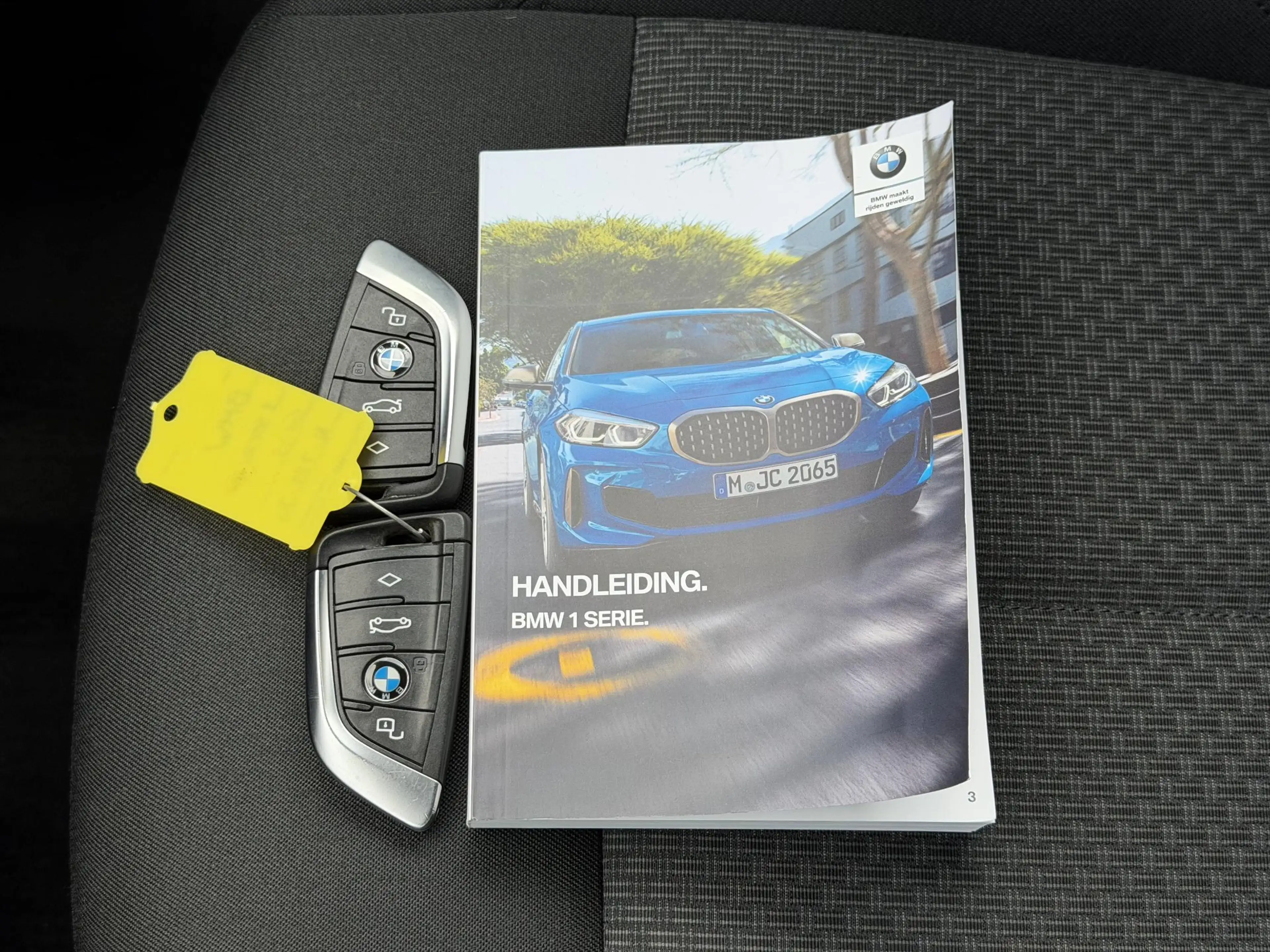 BMW 118 1 Serie 118i Business Edition / 1e Eigenaar / Navi — photo 4