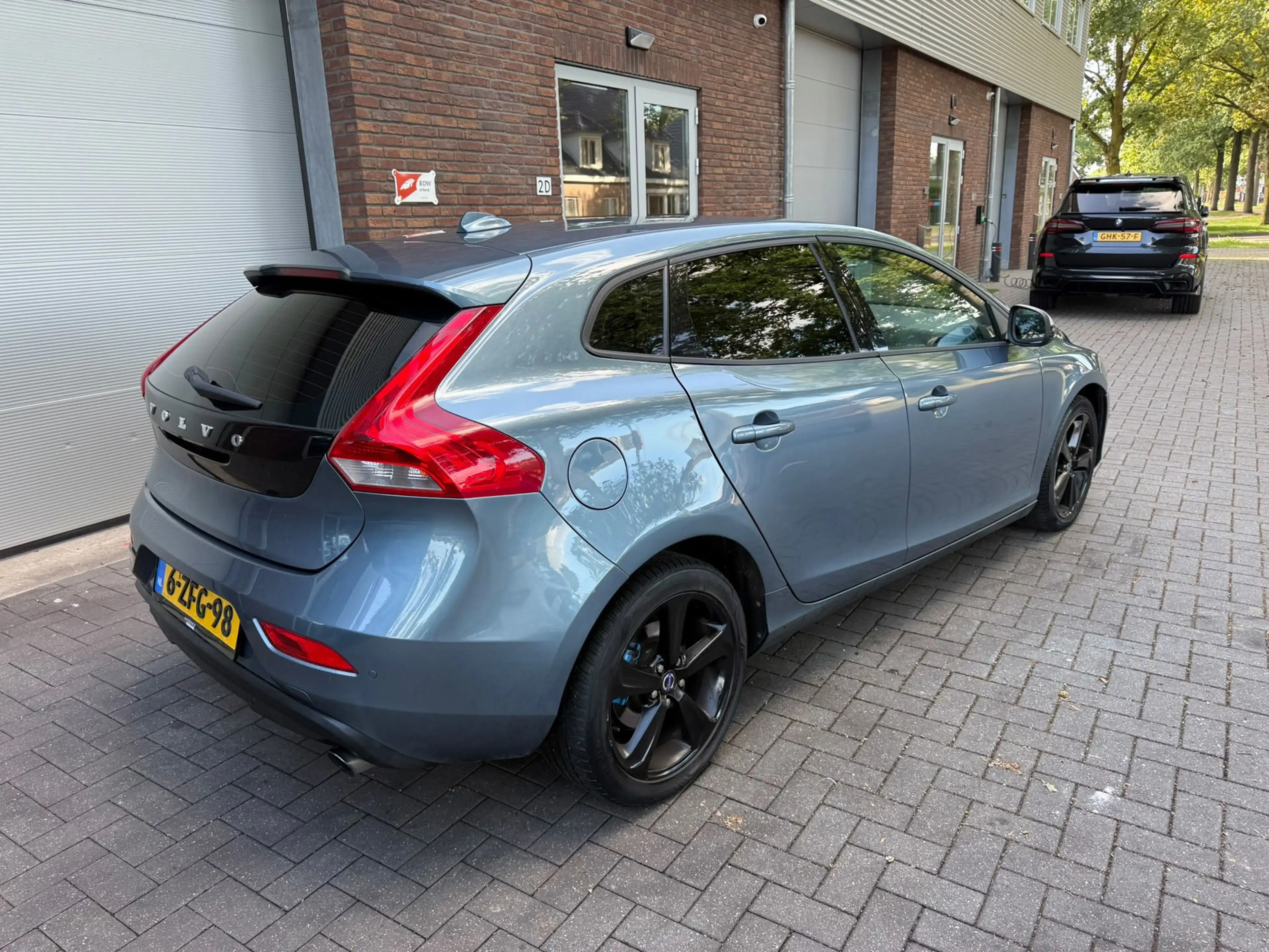 Volvo V40 1.6 T2 R-Design|AIRCO|NIEUWE APK|LEUKE AUTO — photo 3