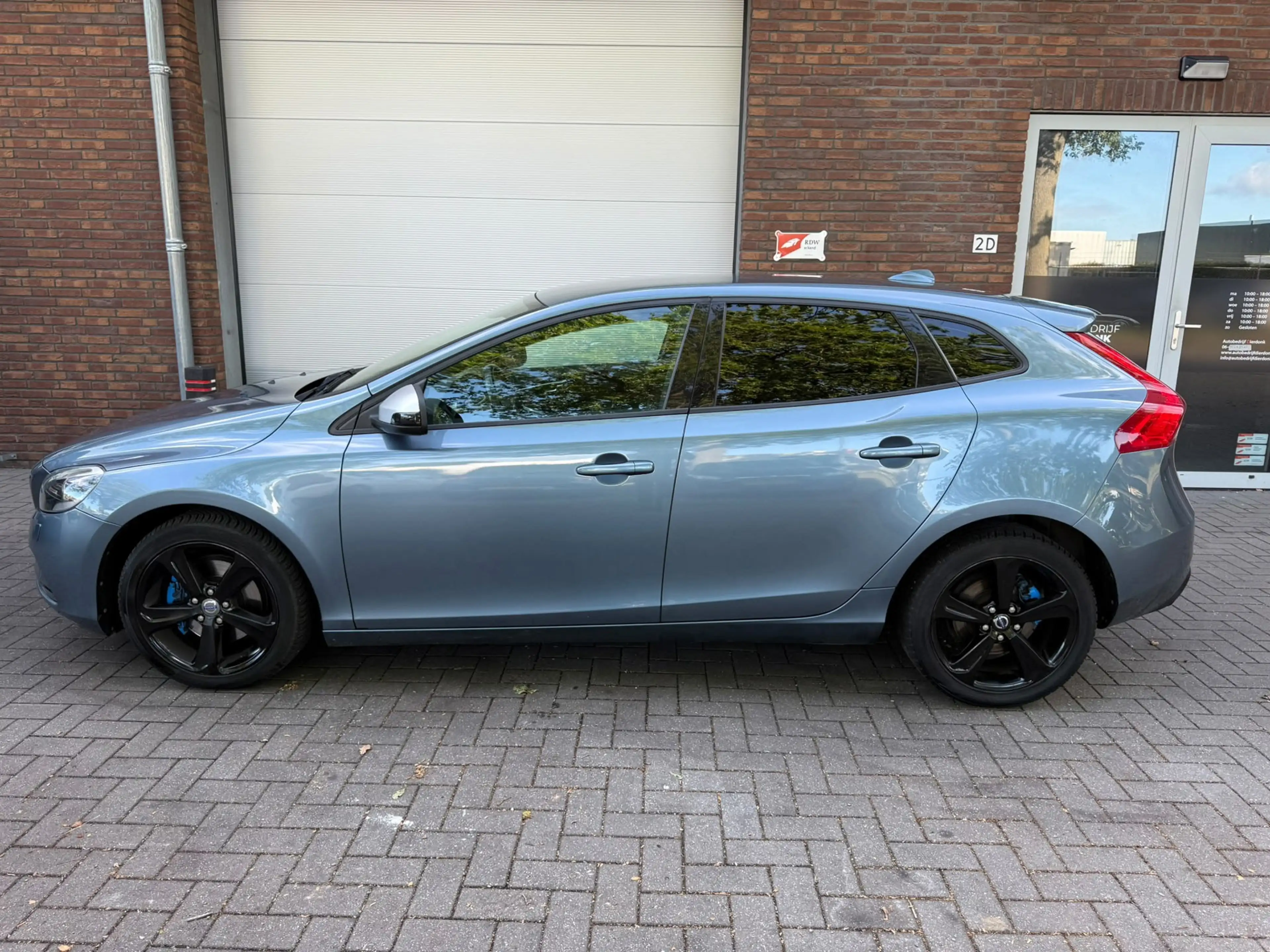 Volvo V40 1.6 T2 R-Design|AIRCO|NIEUWE APK|LEUKE AUTO — photo 15