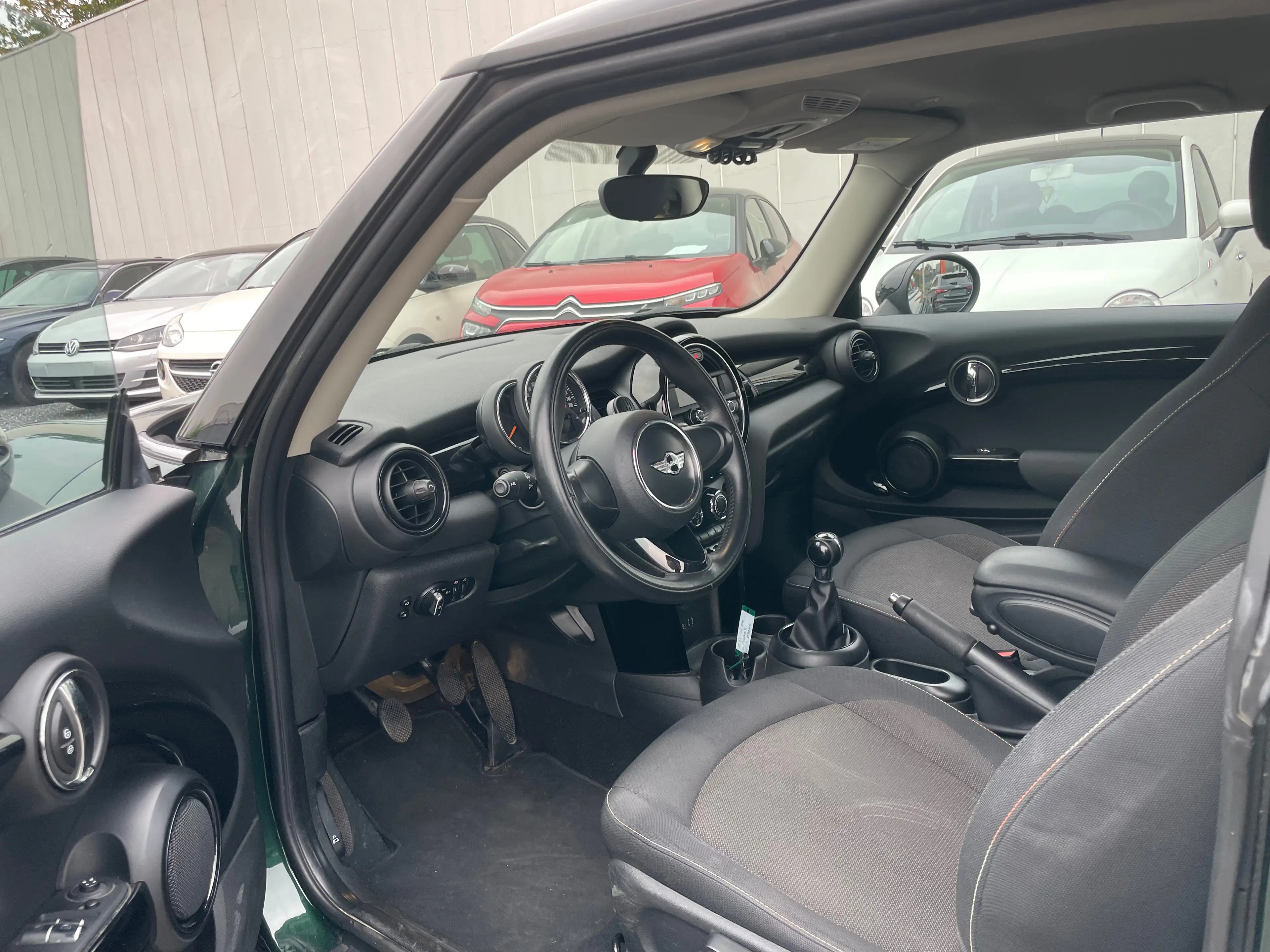 MINI Cooper D Mini 1.5 D Cooper — photo 9
