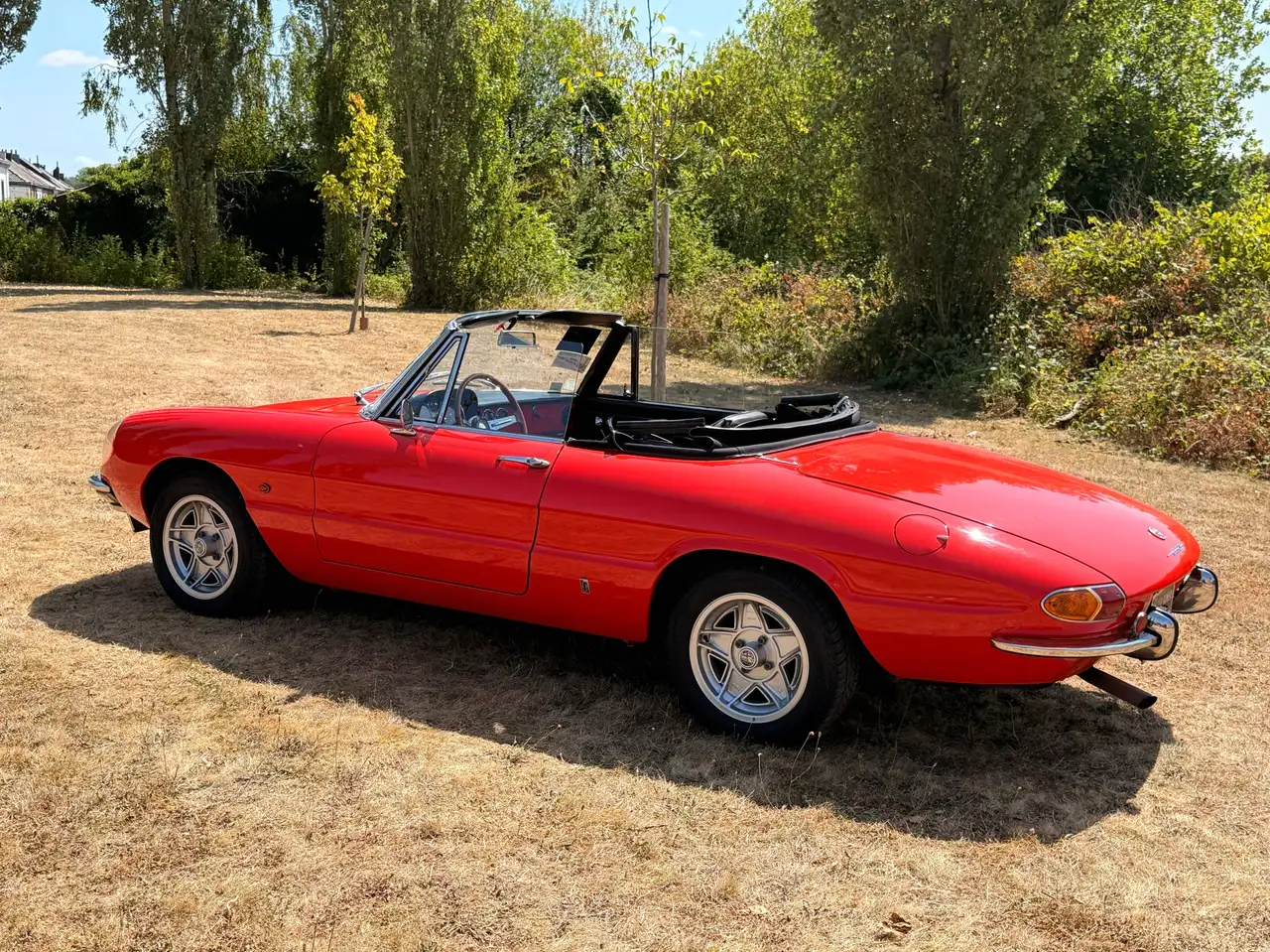 Alfa Romeo Spider 1750 Duetto, foto 2