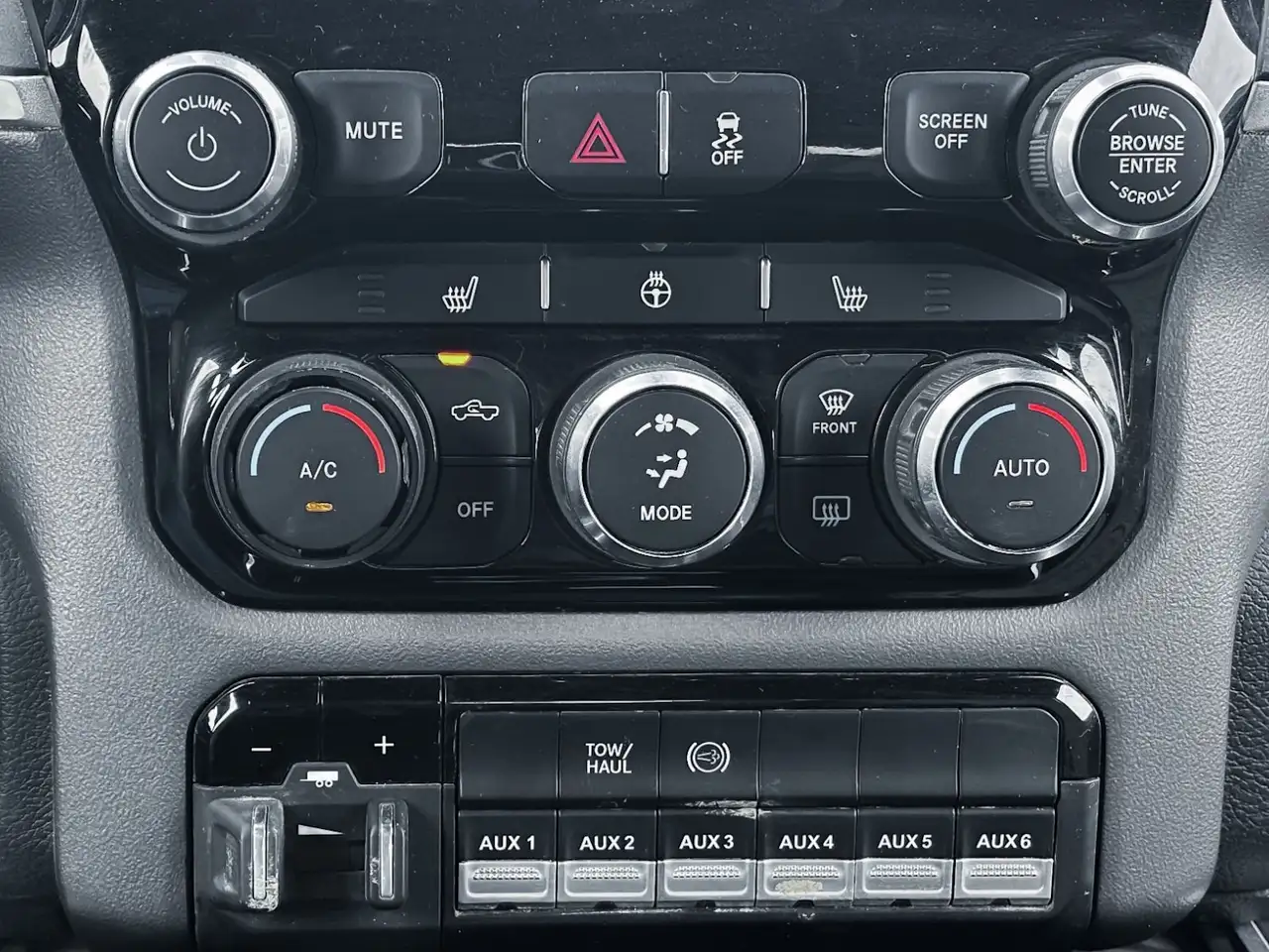 RAM 2500 photo RAM 2500