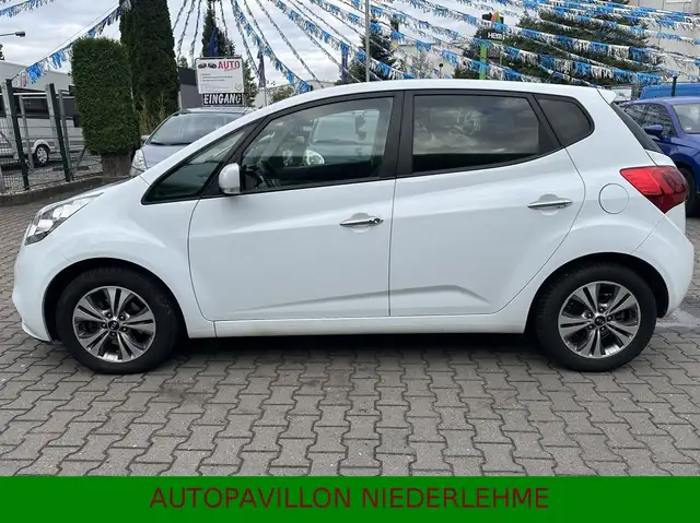 Kia Venga *Automatik*Klima*Navi*Bluetooth*Allwetter*