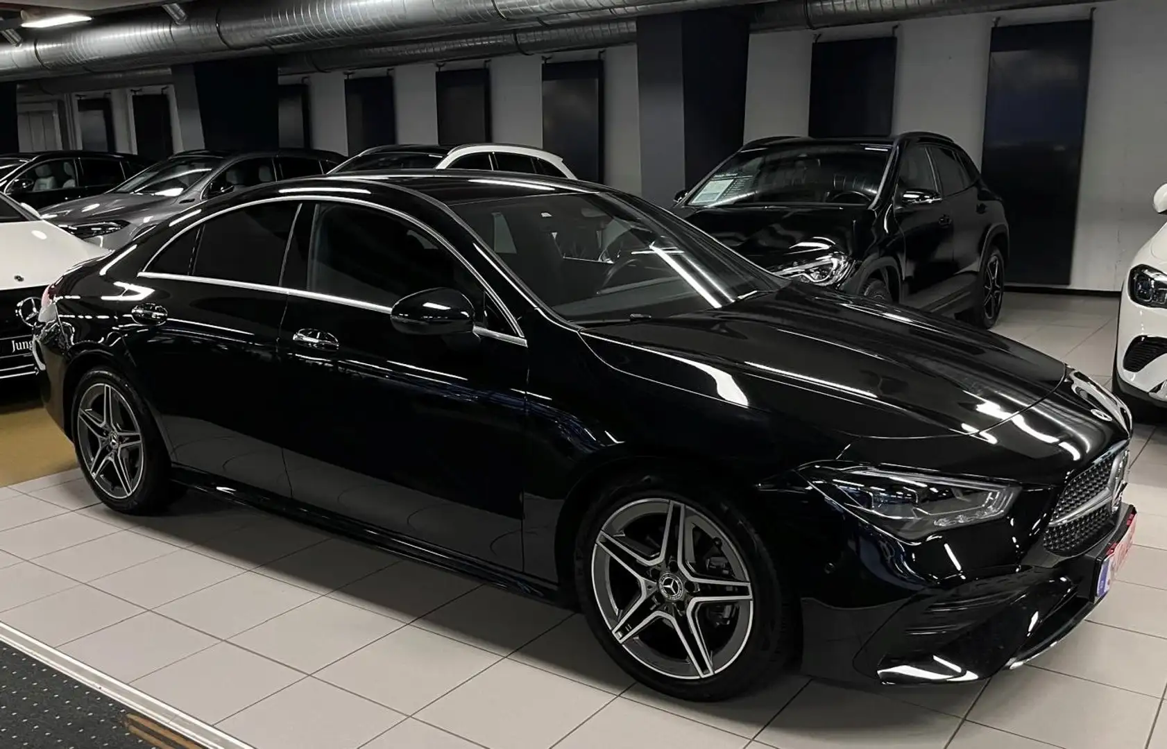 Mercedes-Benz CLA 180 Coupé AMG Line Premium * MultiBeam * Ambi Negru - 1