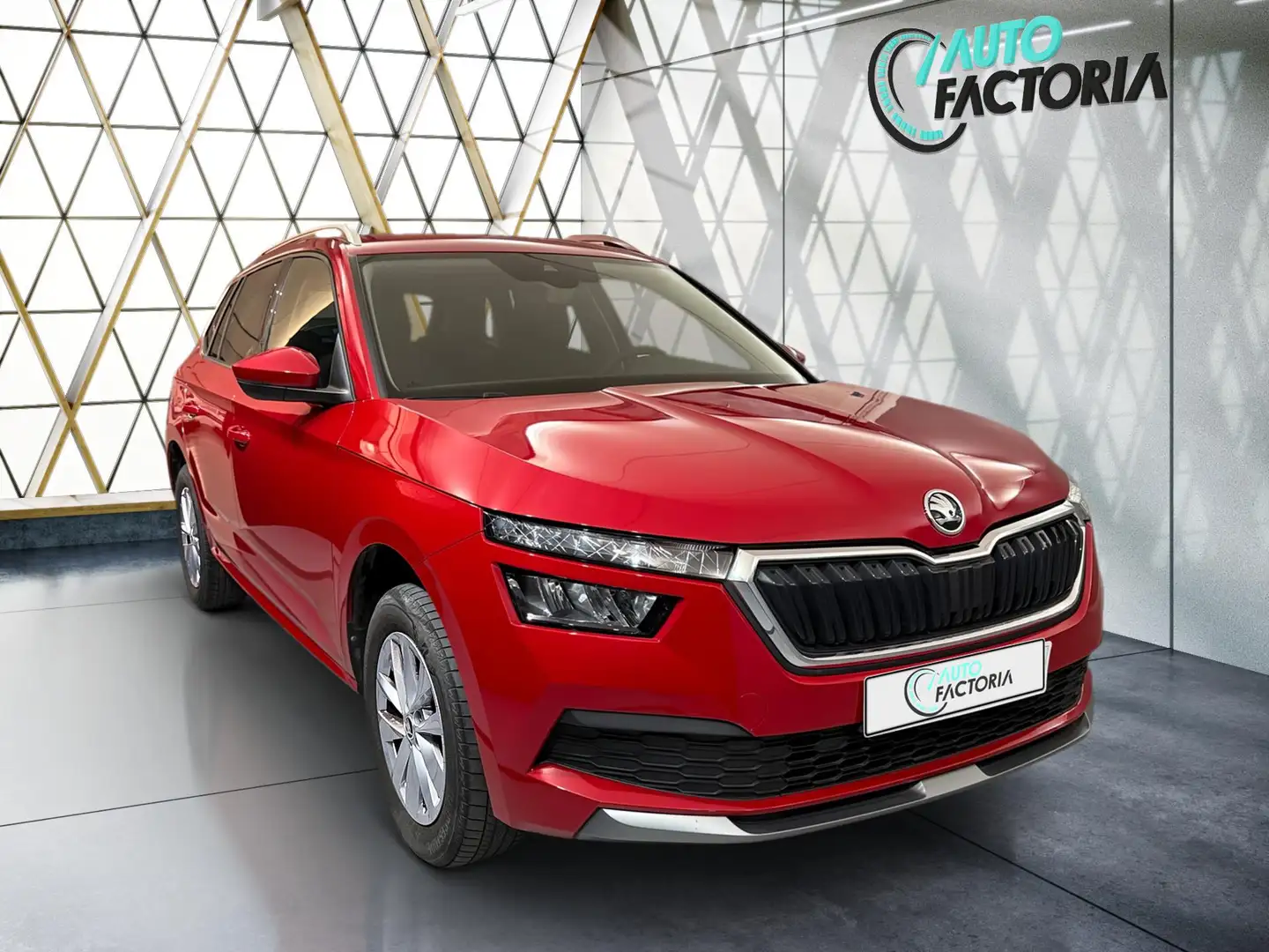 Skoda Kamiq -28% 1.0 TSI 110cv BVA+MIRRORLINK+CAM+LED+Opts Rouge - 2